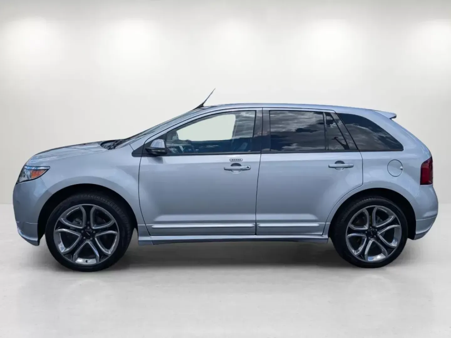 2014 Ford Edge Sport (2FMDK3AKXEB) with an Regular Unleaded V-6 3.7 L/227 engine, 6-Speed Automatic w/OD transmission, located at 5115 14th Ave., Columbus, GA, 31904, (706) 323-0345, 32.511494, -84.971046 - 2014 Ford Edge Sport - Photo#7