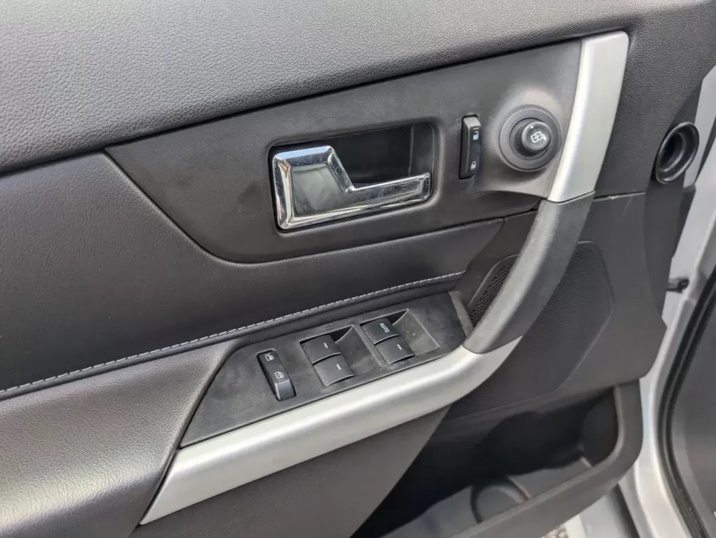 2014 Ford Edge Sport (2FMDK3AKXEB) with an Regular Unleaded V-6 3.7 L/227 engine, 6-Speed Automatic w/OD transmission, located at 5115 14th Ave., Columbus, GA, 31904, (706) 323-0345, 32.511494, -84.971046 - 2014 Ford Edge Sport - Photo#8