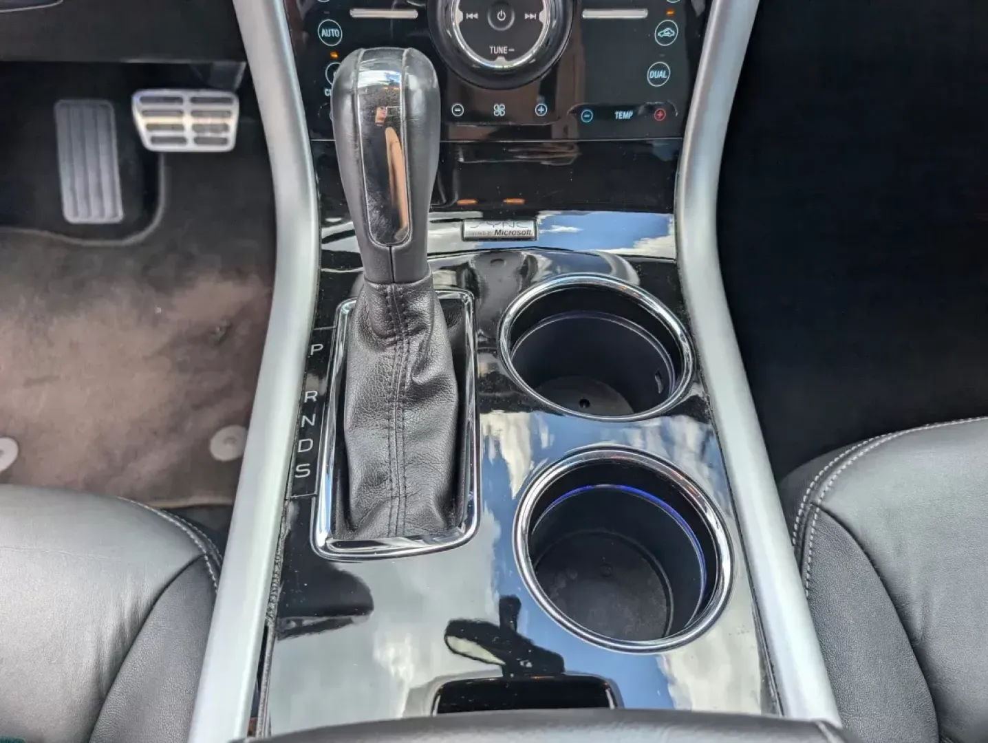 2014 Ford Edge Sport (2FMDK3AKXEB) with an Regular Unleaded V-6 3.7 L/227 engine, 6-Speed Automatic w/OD transmission, located at 5115 14th Ave., Columbus, GA, 31904, (706) 323-0345, 32.511494, -84.971046 - 2014 Ford Edge Sport - Photo#12