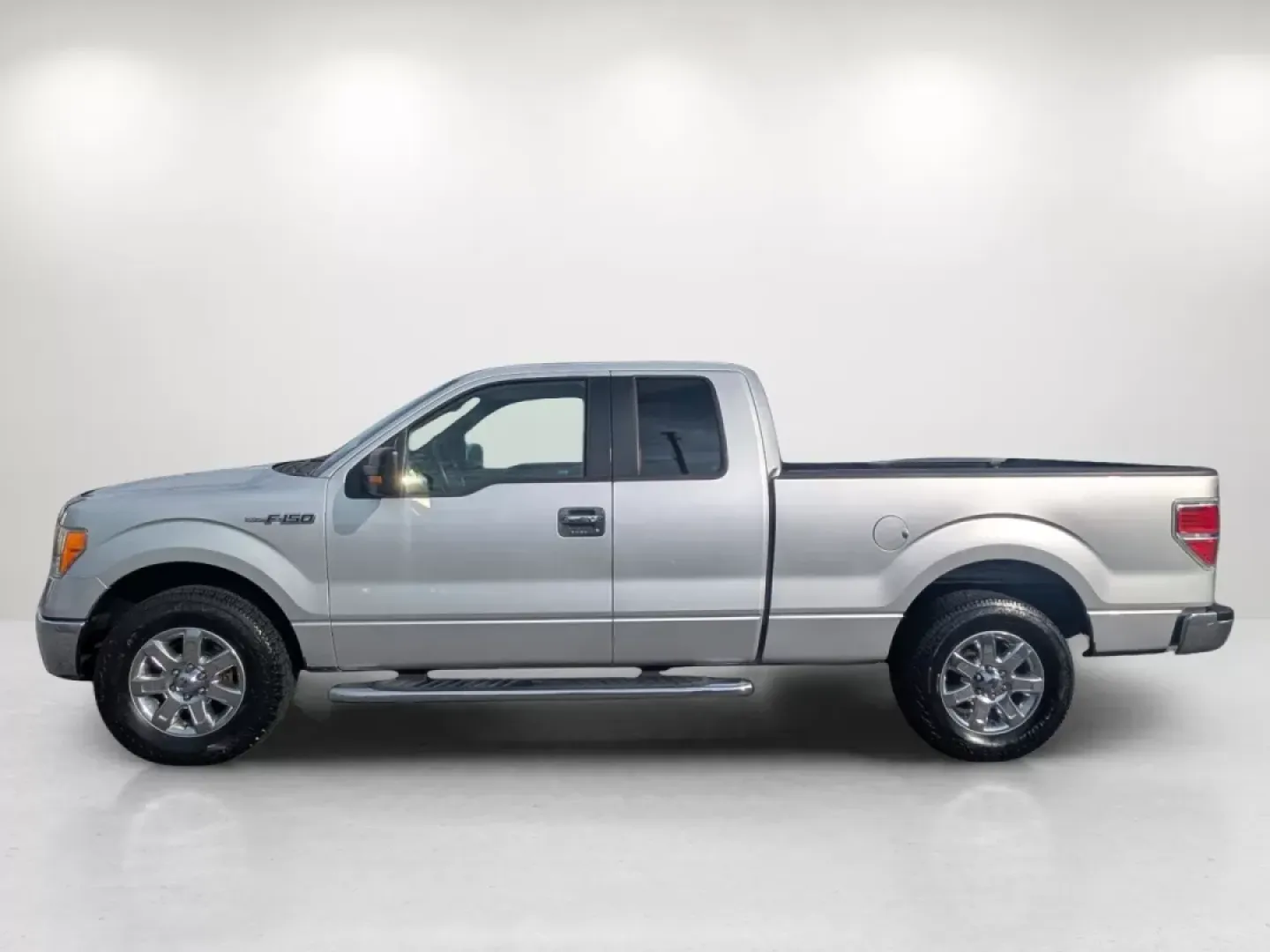 2014 Ford F-150 XLT (1FTFX1CF7EF) with an Other engine, located at 1430 Gateway Drive, Opelika, AL, 36801, (334) 239-0944, 32.637871, -85.409790 - **Unleash Adventure with the 2014 Ford F-150 Your Perfect Companion for Work and Play!**<br /> <br /> Are you ready to elevate your lifestyle with a vehicle that can handle your daily commute, weekend adventures, and everything in between? Look no further than the 2014 Ford F-150, the quintessentia - Photo#8