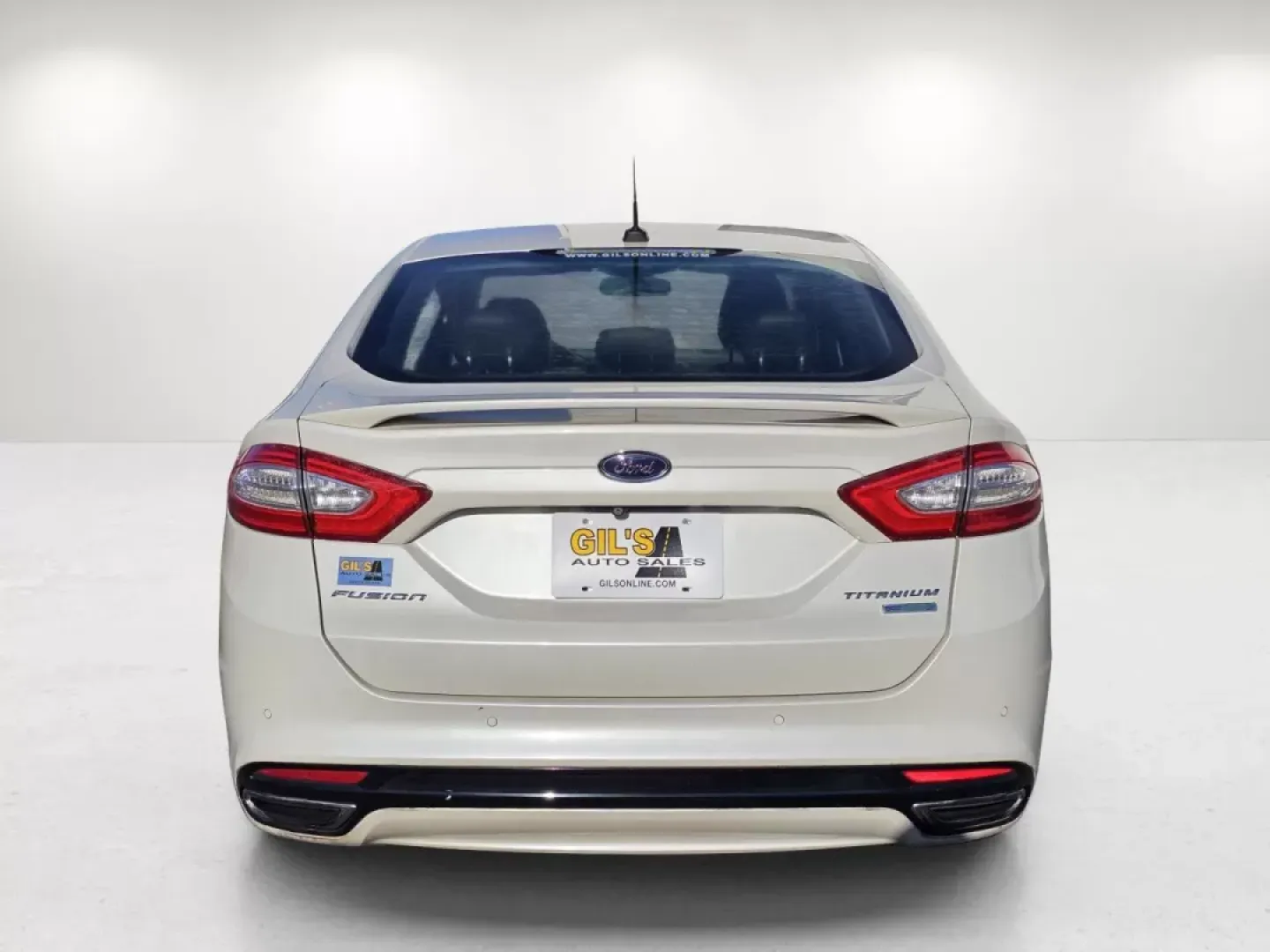 2014 Ford Fusion Titanium (3FA6P0K96ER) with an Other engine, located at 3959 U.S. 80 W, Phenix City, AL, 36870, (334) 297-4885, 32.469296, -85.135185 - **Experience Comfort and Style with This 2014 Ford Fusion Titanium Perfect for Your Daily Commute!**<br /> <br /> Are you looking for a reliable vehicle that perfectly balances comfort, technology, and style? The 2014 Ford Fusion Titanium is your ideal companion, whether you're navigating the bustl - Photo#5