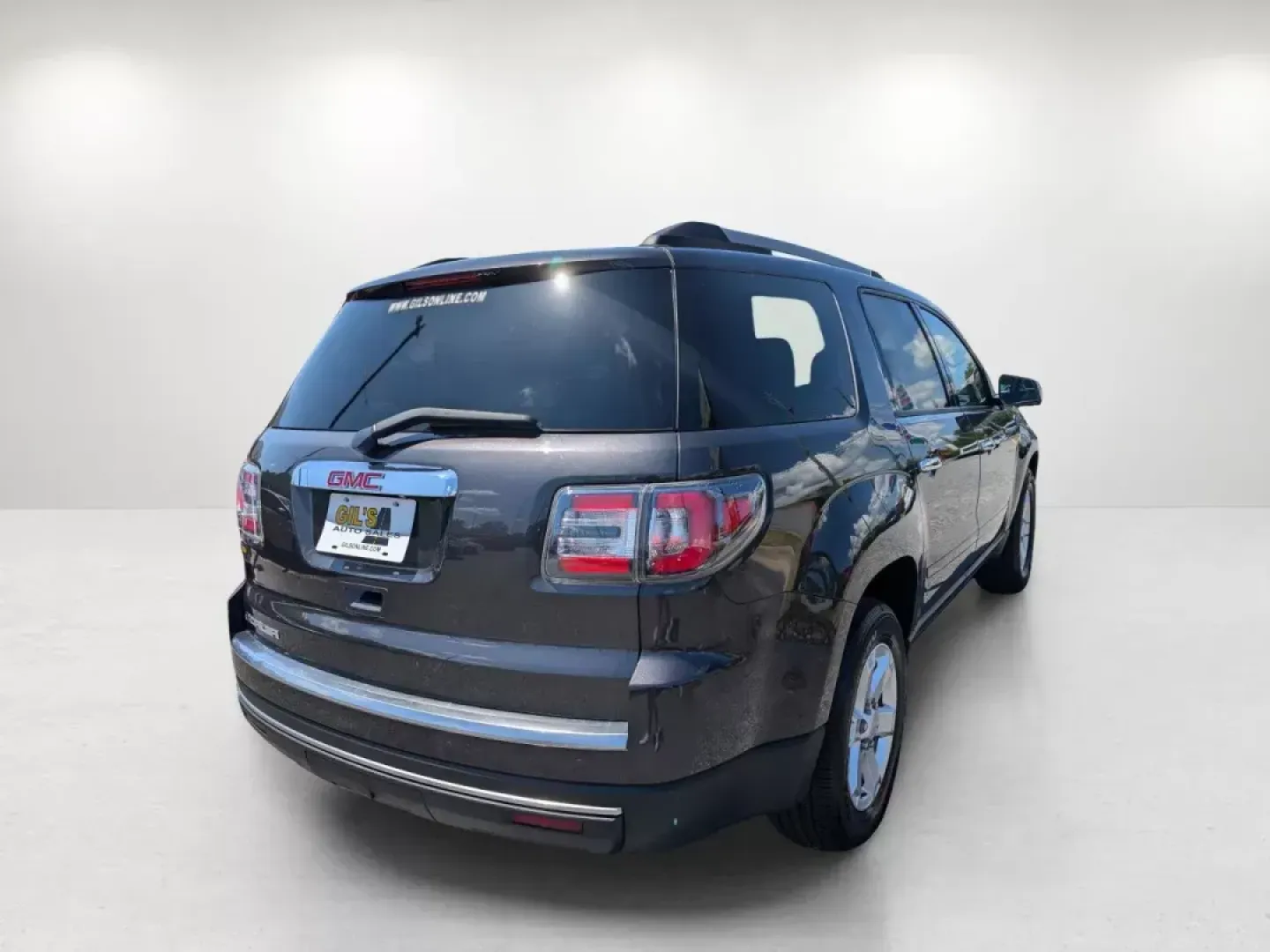 2014 /Light Titanium GMC Acadia SLE (1GKKRPKD6EJ) with an Gas V6 3.6L/220 engine, 6-Speed Automatic transmission, located at 5115 14th Ave., Columbus, GA, 31904, (706) 323-0345, 32.511494, -84.971046 - 2014 GMC Acadia SLE - Photo#4