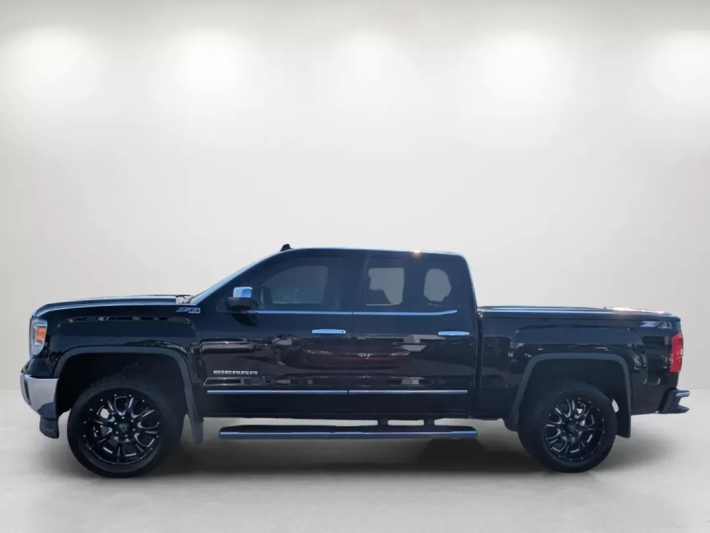 2014 /Cocoa/Dune GMC Sierra 1500 SLT (3GTU2VEC3EG) with an Other engine, located at 7000 Northlake Connector, Columbus, GA, 31904, (706) 987-8085, 32.524975, -84.978134 - **Unleash Your Adventurous Spirit with the 2014 GMC Sierra 1500 SLT at Gils Auto - Phenix City!**<br /> <br /> Are you ready to elevate your driving experience? Picture yourself behind the wheel of a rugged yet refined 2014 GMC Sierra 1500 SLT, perfect for weekend adventures or long weekday commutes - Photo#7