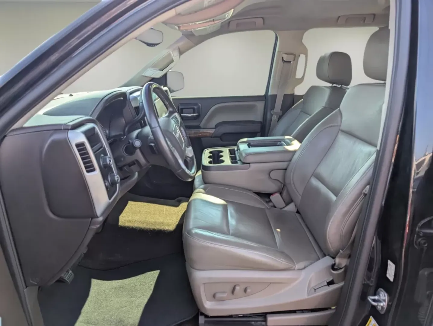 2014 /Cocoa/Dune GMC Sierra 1500 SLT (3GTU2VEC3EG) with an Other engine, located at 7000 Northlake Connector, Columbus, GA, 31904, (706) 987-8085, 32.524975, -84.978134 - **Unleash Your Adventurous Spirit with the 2014 GMC Sierra 1500 SLT at Gils Auto - Phenix City!**<br /> <br /> Are you ready to elevate your driving experience? Picture yourself behind the wheel of a rugged yet refined 2014 GMC Sierra 1500 SLT, perfect for weekend adventures or long weekday commutes - Photo#10