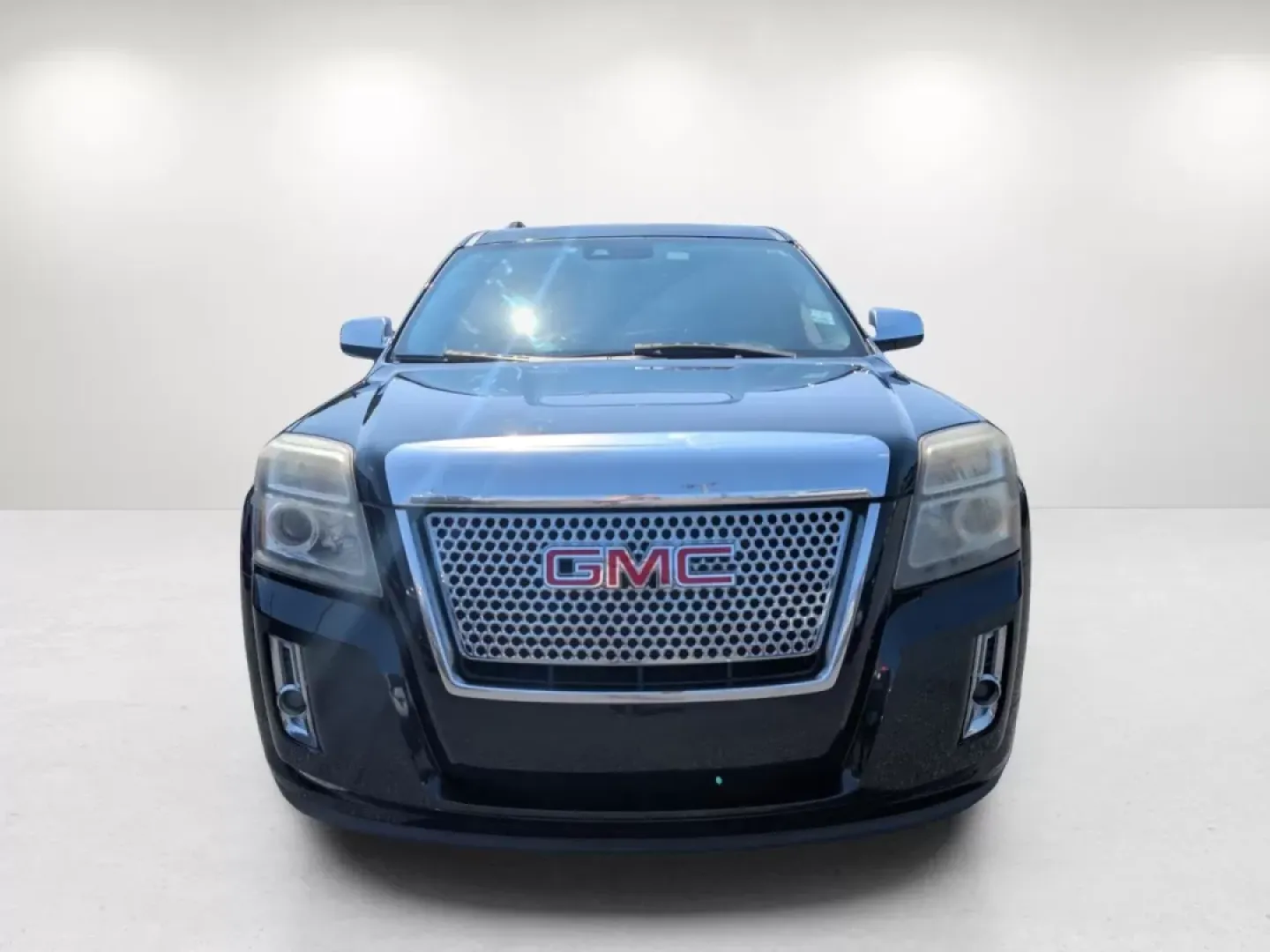 2014 /Jet Black GMC Terrain Denali (2GKALUEK0E6) with an Other engine, located at 1430 Gateway Drive, Opelika, AL, 36801, (334) 239-0944, 32.637871, -85.409790 - **Experience the Perfect Blend of Style and Comfort with the 2014 GMC Terrain Denali!**<br /> <br /> Are you searching for a vehicle that perfectly complements both your busy lifestyle and your family's needs? Look no further! The 2014 GMC Terrain Denali is the ideal SUV for those who value space, s - Photo#1