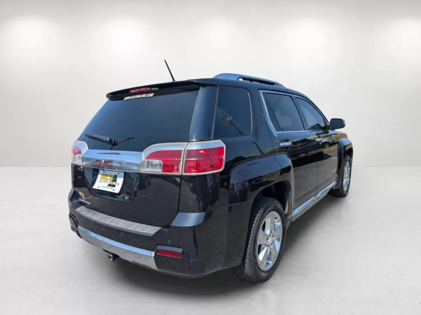 2014 /Jet Black GMC Terrain Denali (2GKALUEK0E6) with an Other engine, located at 1430 Gateway Drive, Opelika, AL, 36801, (334) 239-0944, 32.637871, -85.409790 - **Experience the Perfect Blend of Style and Comfort with the 2014 GMC Terrain Denali!**<br /> <br /> Are you searching for a vehicle that perfectly complements both your busy lifestyle and your family's needs? Look no further! The 2014 GMC Terrain Denali is the ideal SUV for those who value space, s - Photo#4