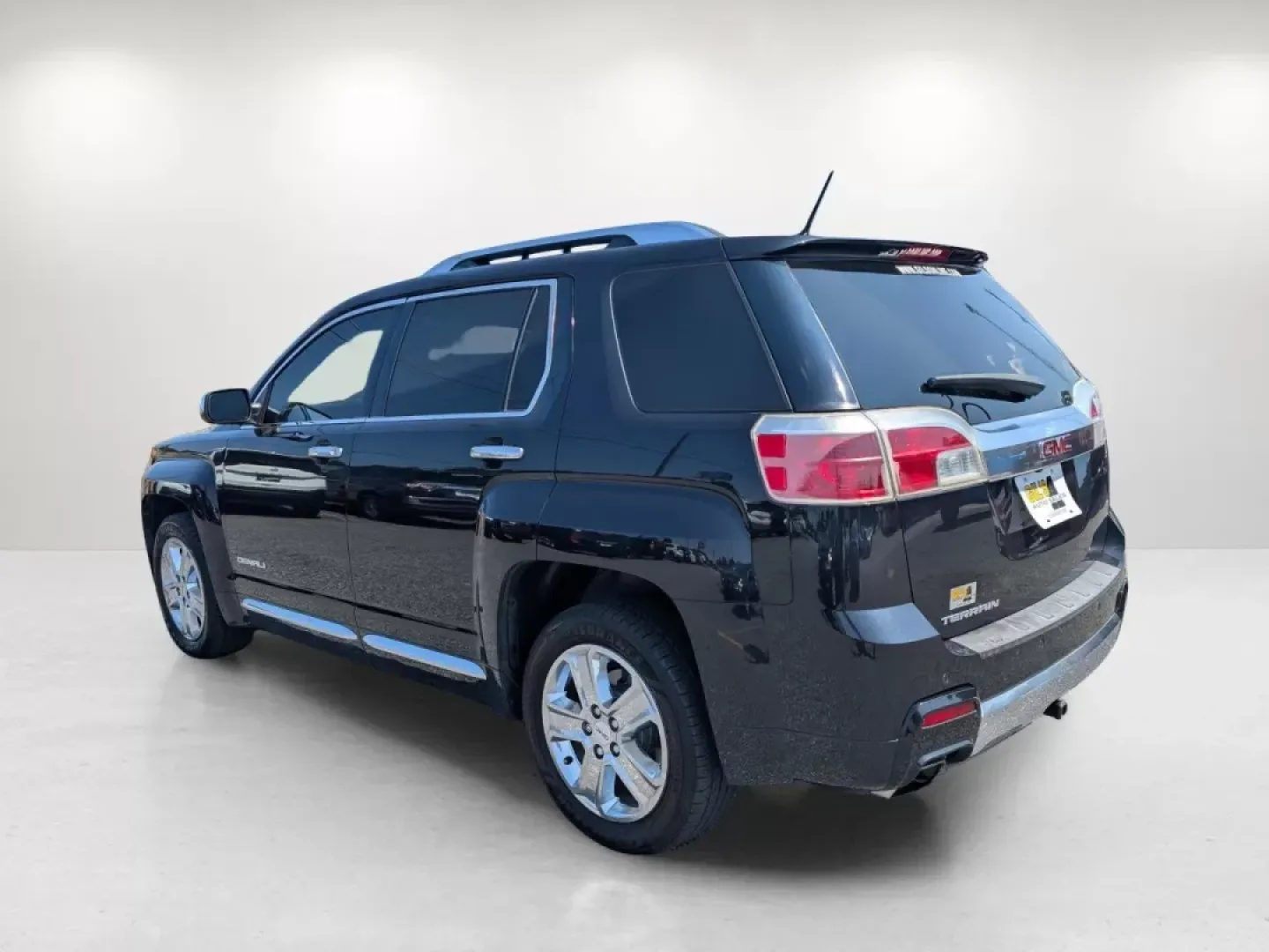 2014 /Jet Black GMC Terrain Denali (2GKALUEK0E6) with an Other engine, located at 1430 Gateway Drive, Opelika, AL, 36801, (334) 239-0944, 32.637871, -85.409790 - **Experience the Perfect Blend of Style and Comfort with the 2014 GMC Terrain Denali!**<br /> <br /> Are you searching for a vehicle that perfectly complements both your busy lifestyle and your family's needs? Look no further! The 2014 GMC Terrain Denali is the ideal SUV for those who value space, s - Photo#6