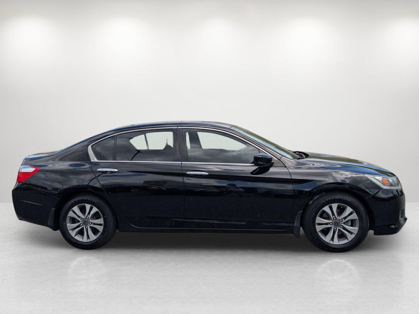2014 Honda Accord Sedan LX (1HGCR2F38EA) with an Regular Unleaded I-4 2.4 L/144 engine, 1-Speed CVT w/OD transmission, located at 1430 Gateway Drive, Opelika, AL, 36801, (334) 239-0944, 32.637871, -85.409790 - 2014 Honda Accord Sedan LX - Photo#3
