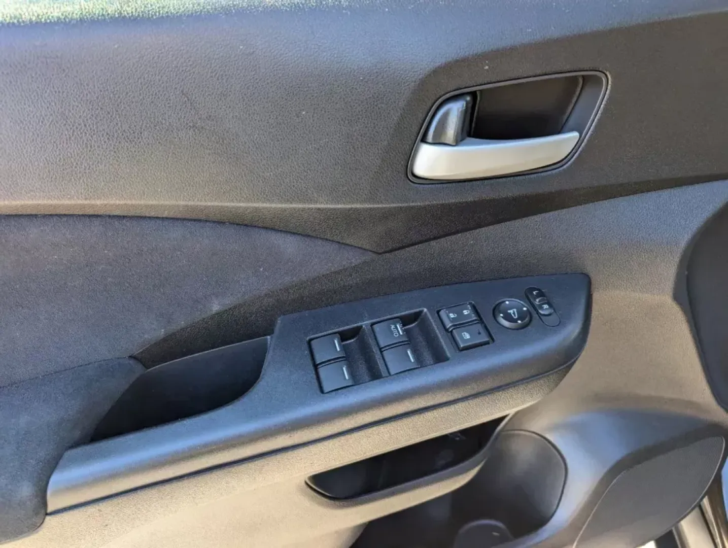 2014 Honda CR-V EX (5J6RM3H51EL) with an Regular Unleaded I-4 2.4 L/144 engine, 5-Speed Automatic w/OD transmission, located at 5115 14th Ave., Columbus, GA, 31904, (706) 323-0345, 32.511494, -84.971046 - 2014 Honda CR-V EX - Photo#8