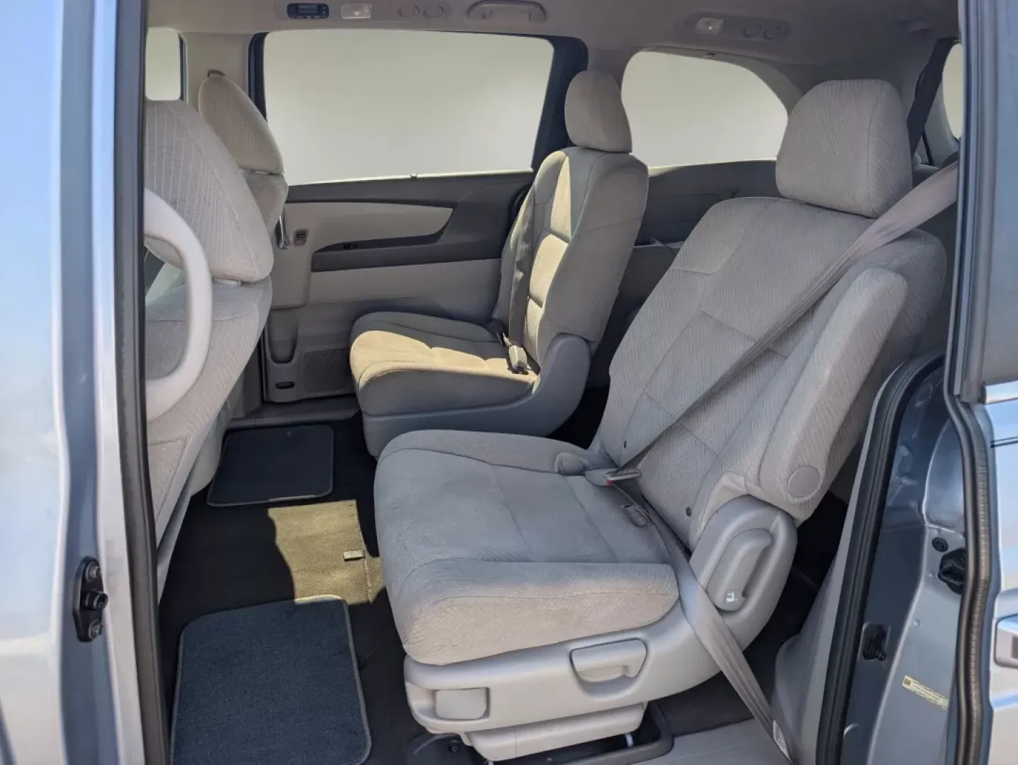 2014 Honda Odyssey EX (5FNRL5H45EB) with an Other engine, located at 5115 14th Ave., Columbus, GA, 31904, (706) 323-0345, 32.511494, -84.971046 - **Discover Family Adventures with the 2014 Honda Odyssey EX at Gils Auto in Phenix City, AL!**<br /> <br /> Are you on the hunt for a reliable family vehicle that combines space, comfort, and advanced features? Look no further than this 2014 Honda Odyssey EX, designed to make your family outings and - Photo#10