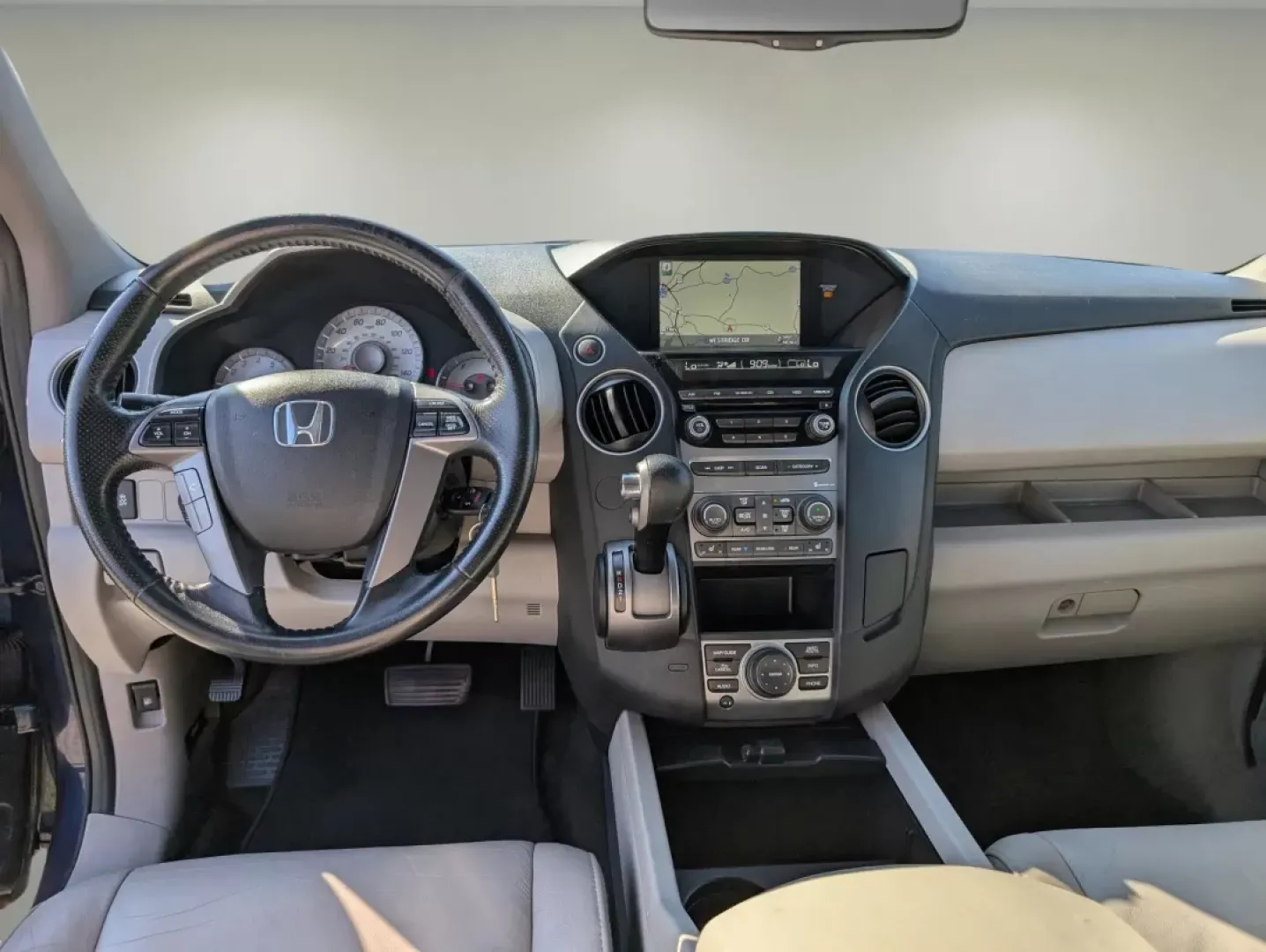 2014 Honda Pilot EX-L (5FNYF3H75EB) with an Other engine, located at 7000 Northlake Connector, Columbus, GA, 31904, (706) 987-8085, 32.524975, -84.978134 - **Discover Your Adventure-Worthy 2014 Honda Pilot EX-L at Gils Auto!**<br /> <br /> Are you ready to elevate your family outings or weekend getaways? Look no further than this 2014 Honda Pilot EX-L, available now at Gils Auto in Phenix City, AL. This versatile SUV is designed for those who embrace a - Photo#12
