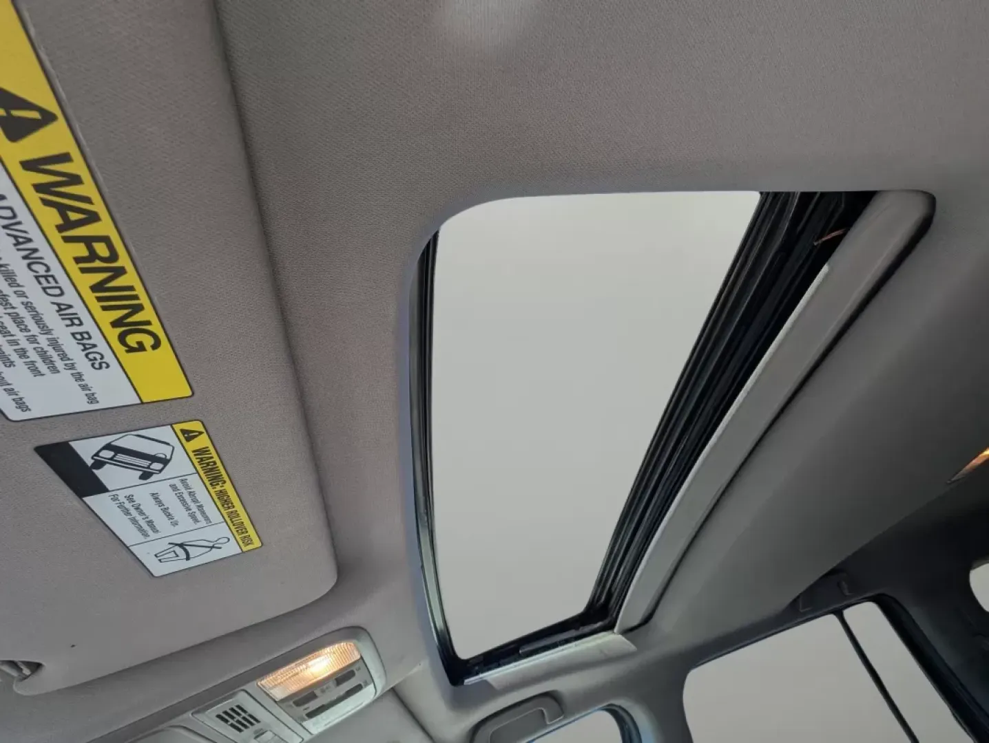 2014 Honda Pilot EX-L (5FNYF3H75EB) with an Other engine, located at 7000 Northlake Connector, Columbus, GA, 31904, (706) 987-8085, 32.524975, -84.978134 - **Discover Your Adventure-Worthy 2014 Honda Pilot EX-L at Gils Auto!**<br /> <br /> Are you ready to elevate your family outings or weekend getaways? Look no further than this 2014 Honda Pilot EX-L, available now at Gils Auto in Phenix City, AL. This versatile SUV is designed for those who embrace a - Photo#16