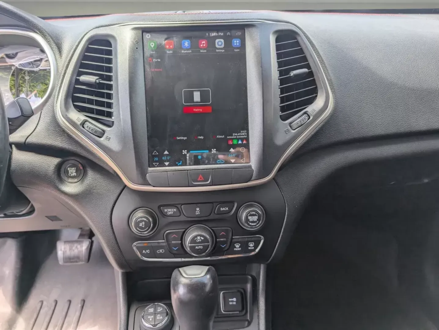 2014 /Black Jeep Cherokee Trailhawk (1C4PJMBS1EW) with an Regular Unleaded V-6 3.2 L/198 engine, 9-Speed Automatic w/OD transmission, located at 3959 U.S. 80 W, Phenix City, AL, 36870, (334) 297-4885, 32.469296, -85.135185 - 2014 Jeep Cherokee Trailhawk - Photo#15