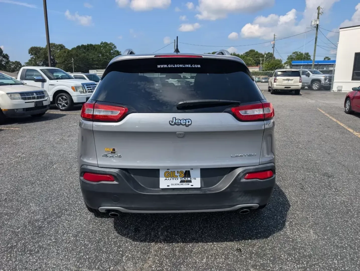 2014 /Black/Iceland Gray Jeep Cherokee Limited (1C4PJMDS4EW) with an Other engine, located at 3959 U.S. 80 W, Phenix City, AL, 36870, (334) 297-4885, 32.469296, -85.135185 - **Explore the Great Outdoors with This 2014 Jeep Cherokee Limited Perfect for Adventure Seekers in Phenix City!**<br /> <br /> Are you ready to elevate your adventures on and off the beaten path? Look no further than this stunning 2014 Jeep Cherokee Limited, a versatile Sport Utility Vehicle that c - Photo#5
