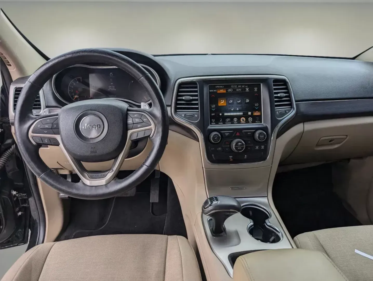 2014 /Black/Lt Frost Beige Jeep Grand Cherokee Laredo (1C4RJEAG1EC) with an Regular Unleaded V-6 3.6 L/220 engine, 8-Speed Automatic w/OD transmission, located at 804 22nd Ave, Phenix City, AL, 36870, (334) 297-1860, 32.484749, -85.024475 - 2014 Jeep Grand Cherokee Laredo - Photo#11