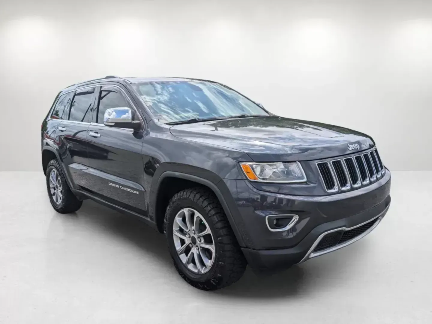 2014 /Black Jeep Grand Cherokee Limited (1C4RJFBG0EC) with an Other engine, located at 804 22nd Ave, Phenix City, AL, 36870, (334) 297-1860, 32.484749, -85.024475 - **Explore Adventure with the 2014 Jeep Grand Cherokee Limited Perfect for Every Journey!**<br /> <br /> Are you ready to elevate your driving experience and embrace endless adventures? The 2014 Jeep Grand Cherokee Limited is here to make your journeys more thrilling and enjoyable. Whether you're na - Photo#2