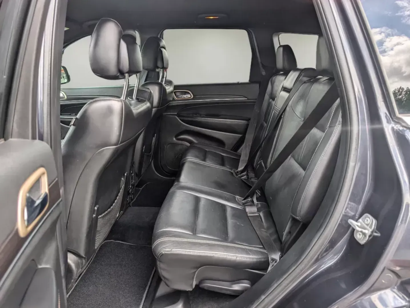 2014 /Black Jeep Grand Cherokee Limited (1C4RJFBG0EC) with an Other engine, located at 804 22nd Ave, Phenix City, AL, 36870, (334) 297-1860, 32.484749, -85.024475 - **Explore Adventure with the 2014 Jeep Grand Cherokee Limited Perfect for Every Journey!**<br /> <br /> Are you ready to elevate your driving experience and embrace endless adventures? The 2014 Jeep Grand Cherokee Limited is here to make your journeys more thrilling and enjoyable. Whether you're na - Photo#14