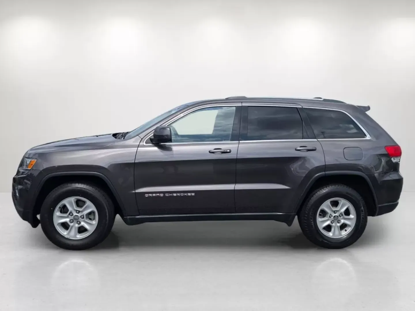2014 /Black Jeep Grand Cherokee Laredo (1C4RJEAG8EC) with an Other engine, located at 804 22nd Ave, Phenix City, AL, 36870, (334) 297-1860, 32.484749, -85.024475 - 2014 Jeep Grand Cherokee Laredo - Photo#7