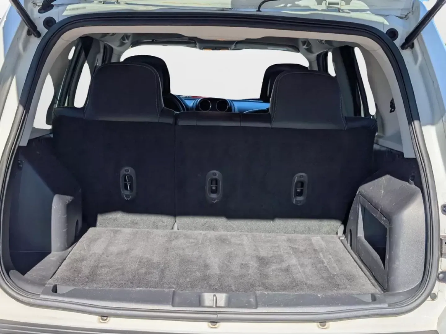 2014 /Dark Slate Gray Jeep Patriot Limited (1C4NJPCB8ED) with an Other engine, located at 1430 Gateway Drive, Opelika, AL, 36801, (334) 239-0944, 32.637871, -85.409790 - Discover the ultimate blend of style and practicality with the 2014 Jeep Patriot Limited, an SUV designed for those who refuse to compromise on adventure or comfort. Whether you're exploring the scenic routes of the Chattahoochee River or commuting through the bustling streets of Phenix City, AL, th - Photo#9