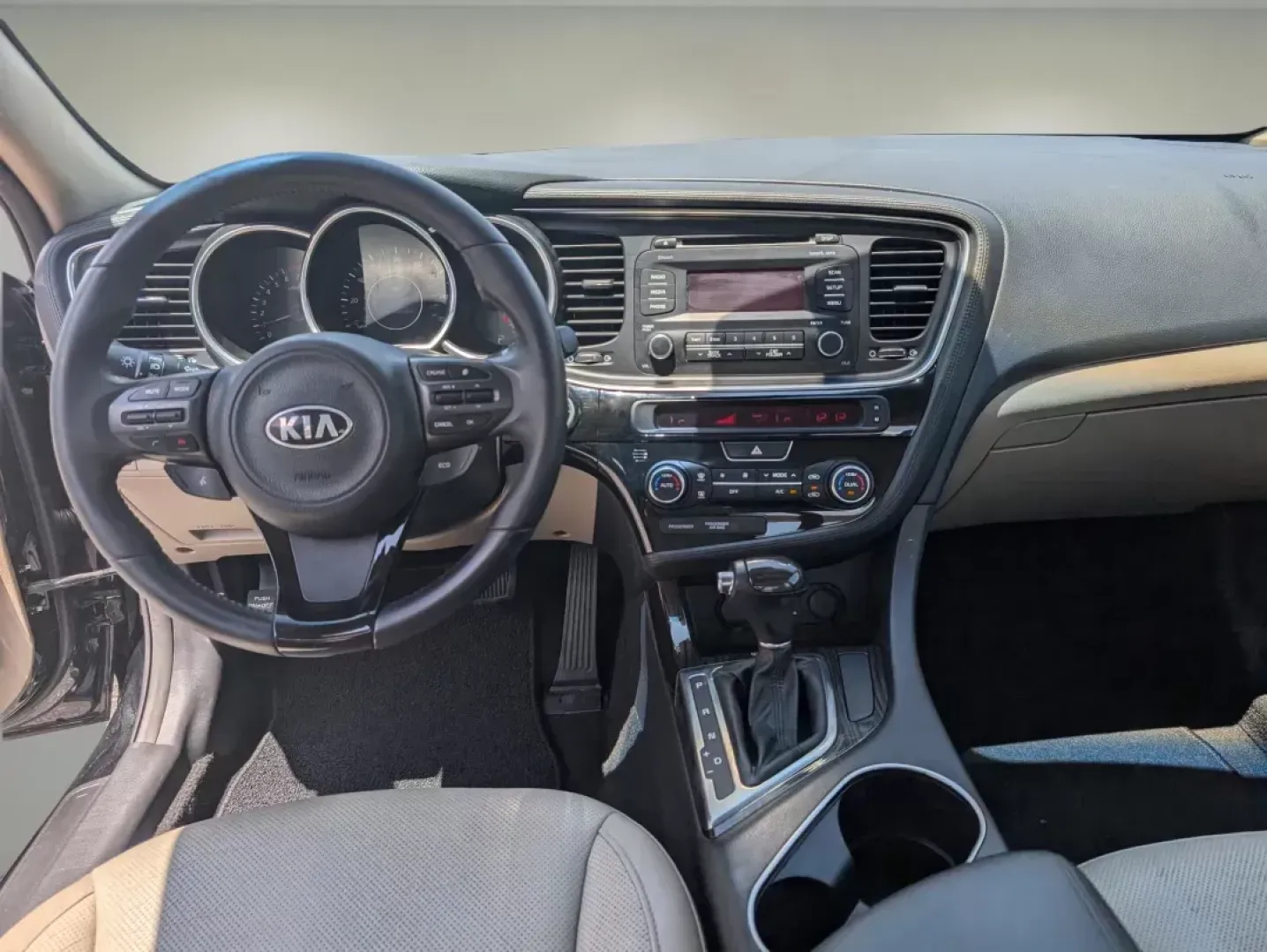 2014 /Beige Kia Optima EX (5XXGN4A73EG) with an Other engine, located at 5115 14th Ave., Columbus, GA, 31904, (706) 323-0345, 32.511494, -84.971046 - Elevate your driving experience with the stunning 2014 Kia Optima EX, now available at Gils Auto - Columbus, located at 5115 14th Ave., Columbus, GA 31904. This exceptional sedan is not only an eye-catcher with its sleek Ebony Black exterior and sophisticated beige leather interior, but it also offe - Photo#11