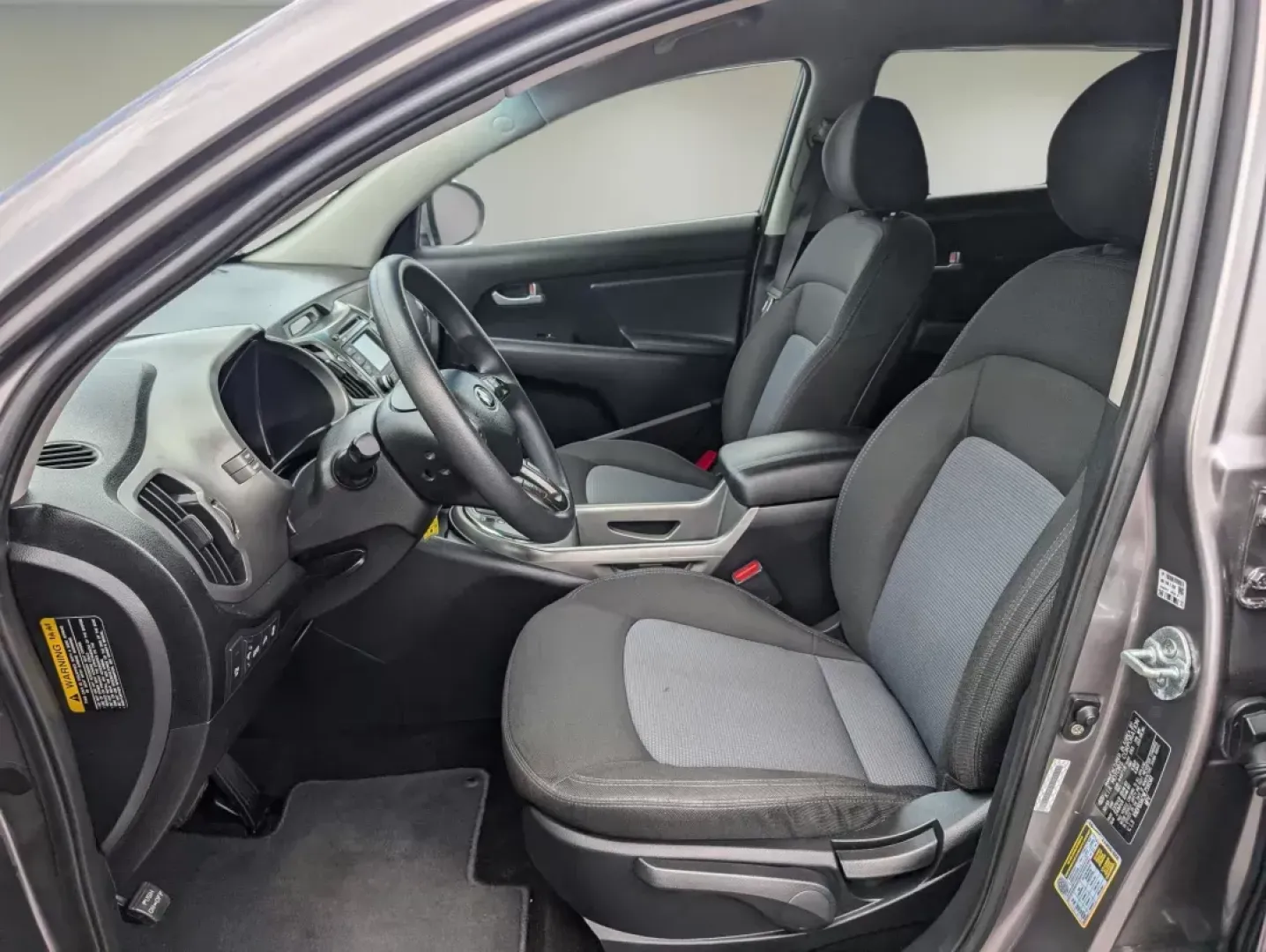 2014 /Black Kia Sportage LX (KNDPB3AC9E7) with an Regular Unleaded I-4 2.4 L/144 engine, 6-Speed Automatic w/OD transmission, located at 5115 14th Ave., Columbus, GA, 31904, (706) 323-0345, 32.511494, -84.971046 - 2014 Kia Sportage LX - Photo#9