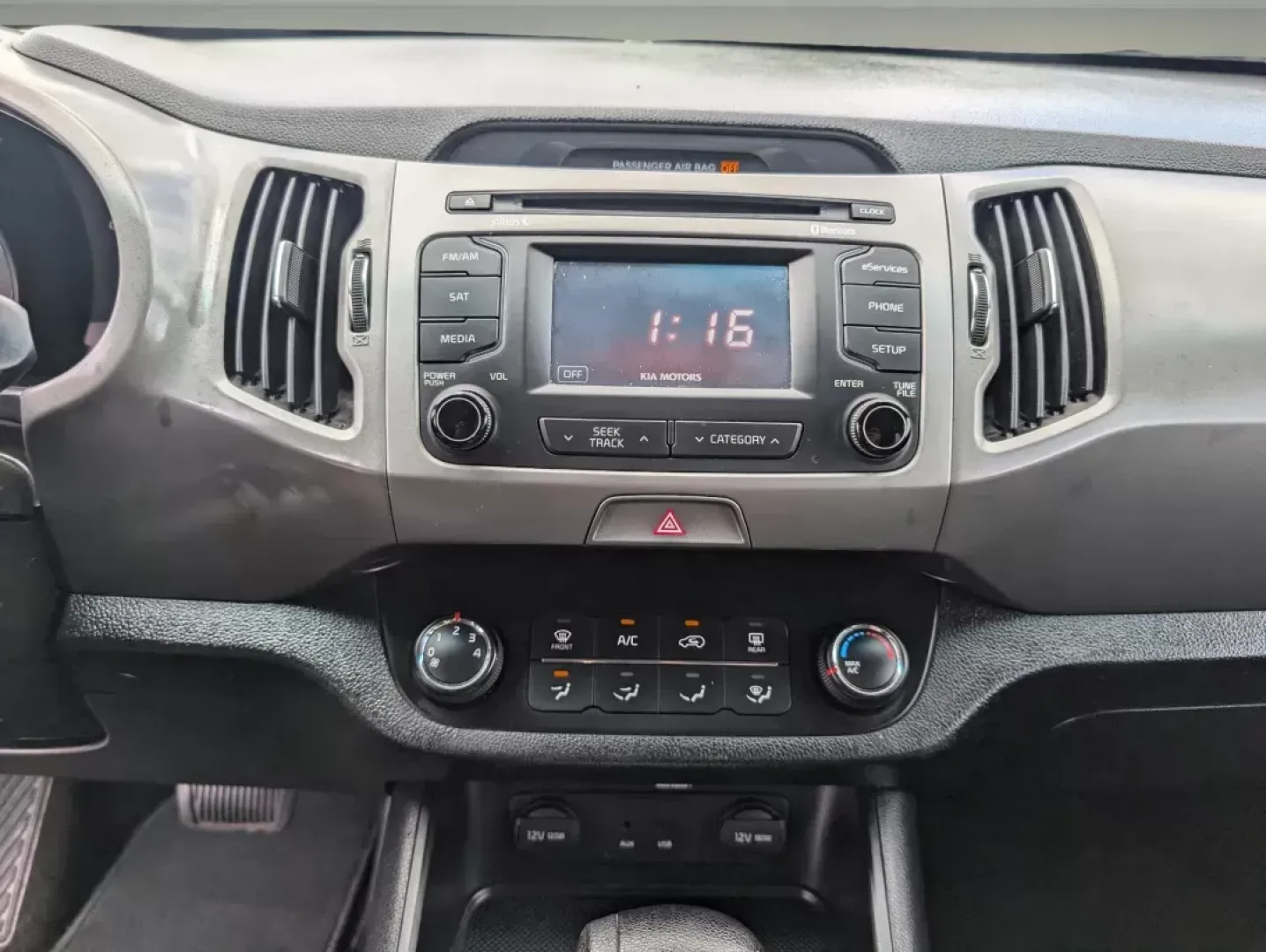 2014 /Black Kia Sportage LX (KNDPB3AC9E7) with an Regular Unleaded I-4 2.4 L/144 engine, 6-Speed Automatic w/OD transmission, located at 5115 14th Ave., Columbus, GA, 31904, (706) 323-0345, 32.511494, -84.971046 - 2014 Kia Sportage LX - Photo#16