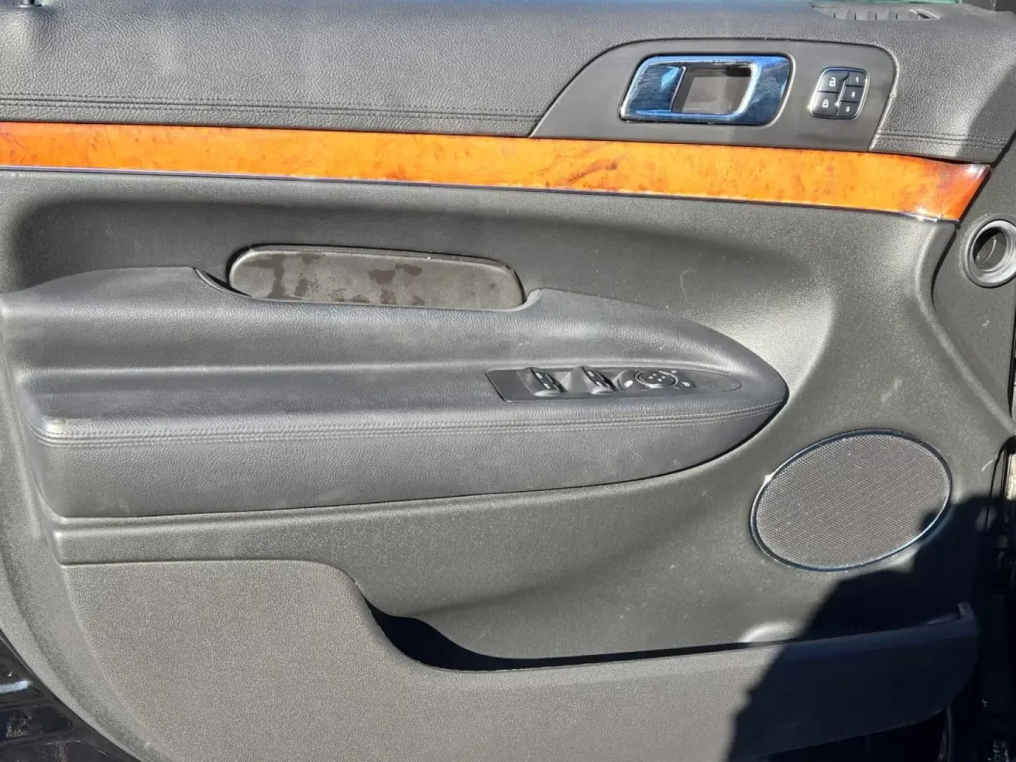 2014 Lincoln MKT (2LMHJ5NK0EB) with an Other engine, located at 1430 Gateway Drive, Opelika, AL, 36801, (334) 239-0944, 32.637871, -85.409790 - ### Experience Luxury and Versatility with the 2014 Lincoln MKT at Gils Auto in Phenix City<br /> <br /> Are you searching for a vehicle that seamlessly combines elegance, comfort, and practicality? Look no further than the 2014 Lincoln MKT, now available at Gils Auto in Phenix City, AL! This sporty - Photo#9