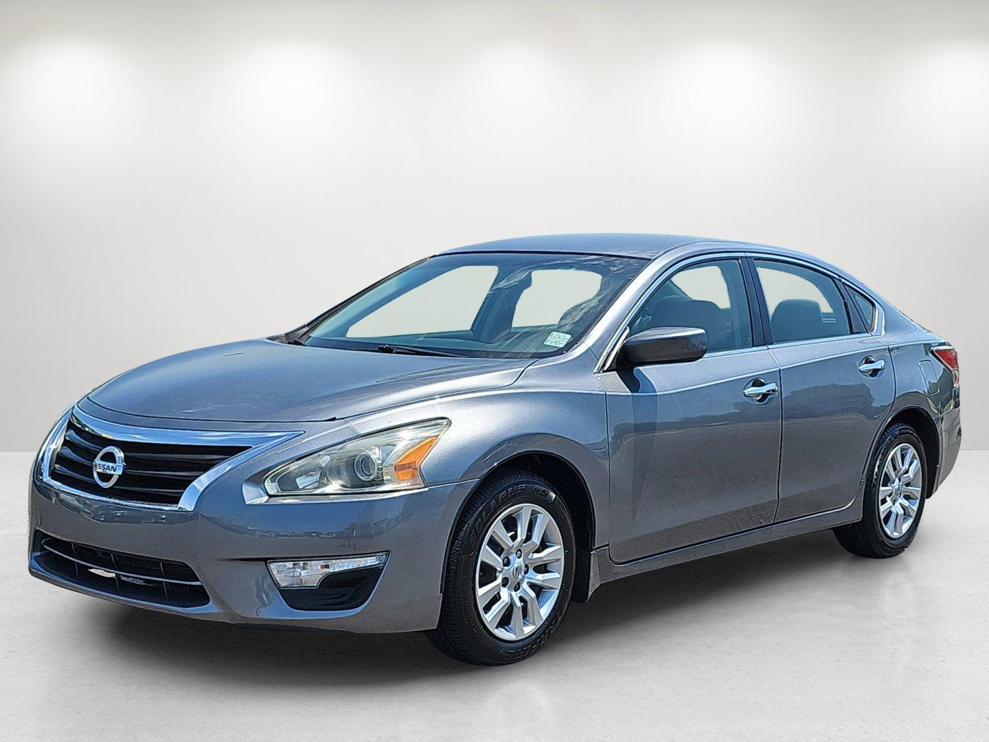 2014 /Charcoal Nissan Altima 2.5 S (1N4AL3AP6EC) with an Regular Unleaded I-4 2.5 L/152 engine, 1-Speed CVT w/OD transmission, located at 521 Old Farm Lane Rd, Prattville, AL, 36066, (334) 325-1505, 32.482460, -86.416367 - 2014 Nissan Altima 2.5 S - Photo#1