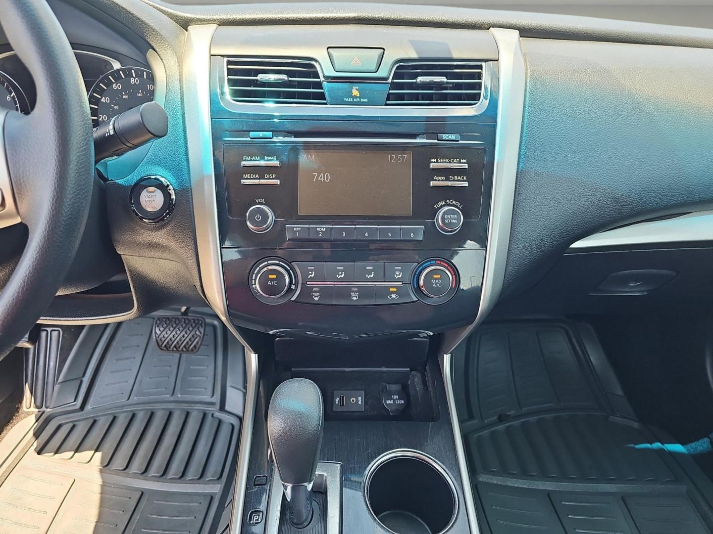 2014 /Charcoal Nissan Altima 2.5 S (1N4AL3AP6EC) with an Regular Unleaded I-4 2.5 L/152 engine, 1-Speed CVT w/OD transmission, located at 521 Old Farm Lane Rd, Prattville, AL, 36066, (334) 325-1505, 32.482460, -86.416367 - 2014 Nissan Altima 2.5 S - Photo#12