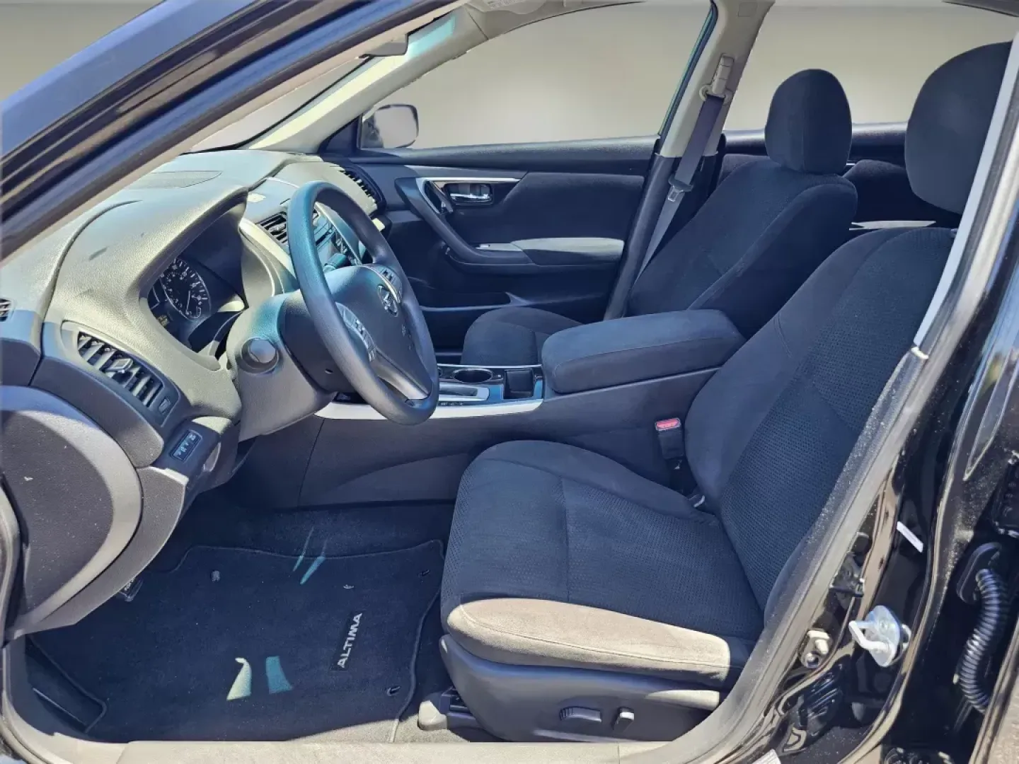 2014 /Charcoal Nissan Altima 2.5 S (1N4AL3AP5EC) with an Regular Unleaded I-4 2.5 L/152 engine, 1-Speed CVT w/OD transmission, located at 521 Old Farm Lane Rd, Prattville, AL, 36066, (334) 325-1505, 32.482460, -86.416367 - 2014 Nissan Altima 2.5 S - Photo#9