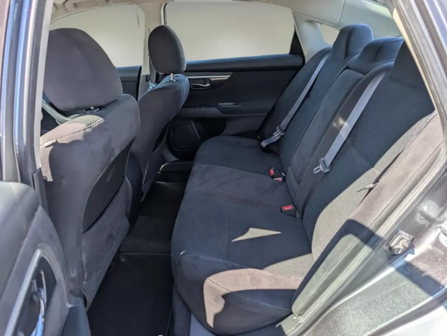2014 /Charcoal Nissan Altima 2.5 S (1N4AL3AP3EN) with an Other engine, located at 7000 Northlake Connector, Columbus, GA, 31904, (706) 987-8085, 32.524975, -84.978134 - **Discover Your Next Adventure with the 2014 Nissan Altima at Gils Auto - Phenix City!**<br /> <br /> Are you in search of a reliable sedan that fits perfectly into your busy lifestyle? Look no further than this 2014 Nissan Altima 2.5 S, available now at Gils Auto, your trusted Buy Here Pay Here dea - Photo#10
