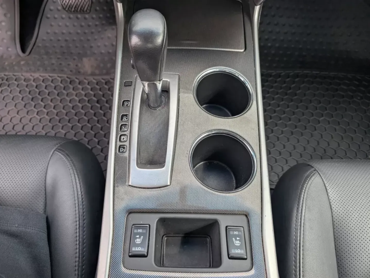 2014 /Charcoal Nissan Altima 2.5 SL (1N4AL3AP7EC) with an Other engine, located at 1430 Gateway Drive, Opelika, AL, 36801, (334) 239-0944, 32.637871, -85.409790 - ### Discover Your Next Adventure: 2014 Nissan Altima 2.5 SL at Gils Auto in Opelika, AL!<br /> <br /> Are you in search of a reliable sedan that caters to both your daily commuting and weekend escapades? Look no further! The 2014 Nissan Altima 2.5 SL at Gils Auto is the perfect blend of comfort, sty - Photo#12