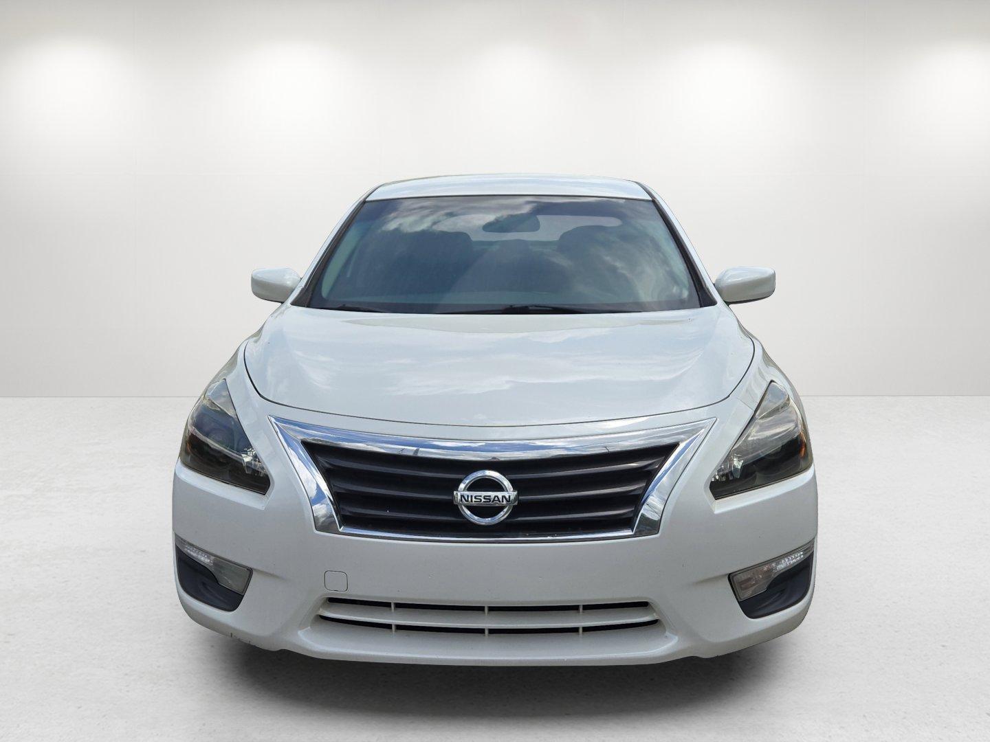 2014 /Charcoal Nissan Altima 2.5 S (1N4AL3AP9EC) with an Regular Unleaded I-4 2.5 L/152 engine, 1-Speed CVT w/OD transmission, located at 804 22nd Ave, Phenix City, AL, 36870, (334) 297-1860, 32.484749, -85.024475 - 2014 Nissan Altima 2.5 S - Photo#1