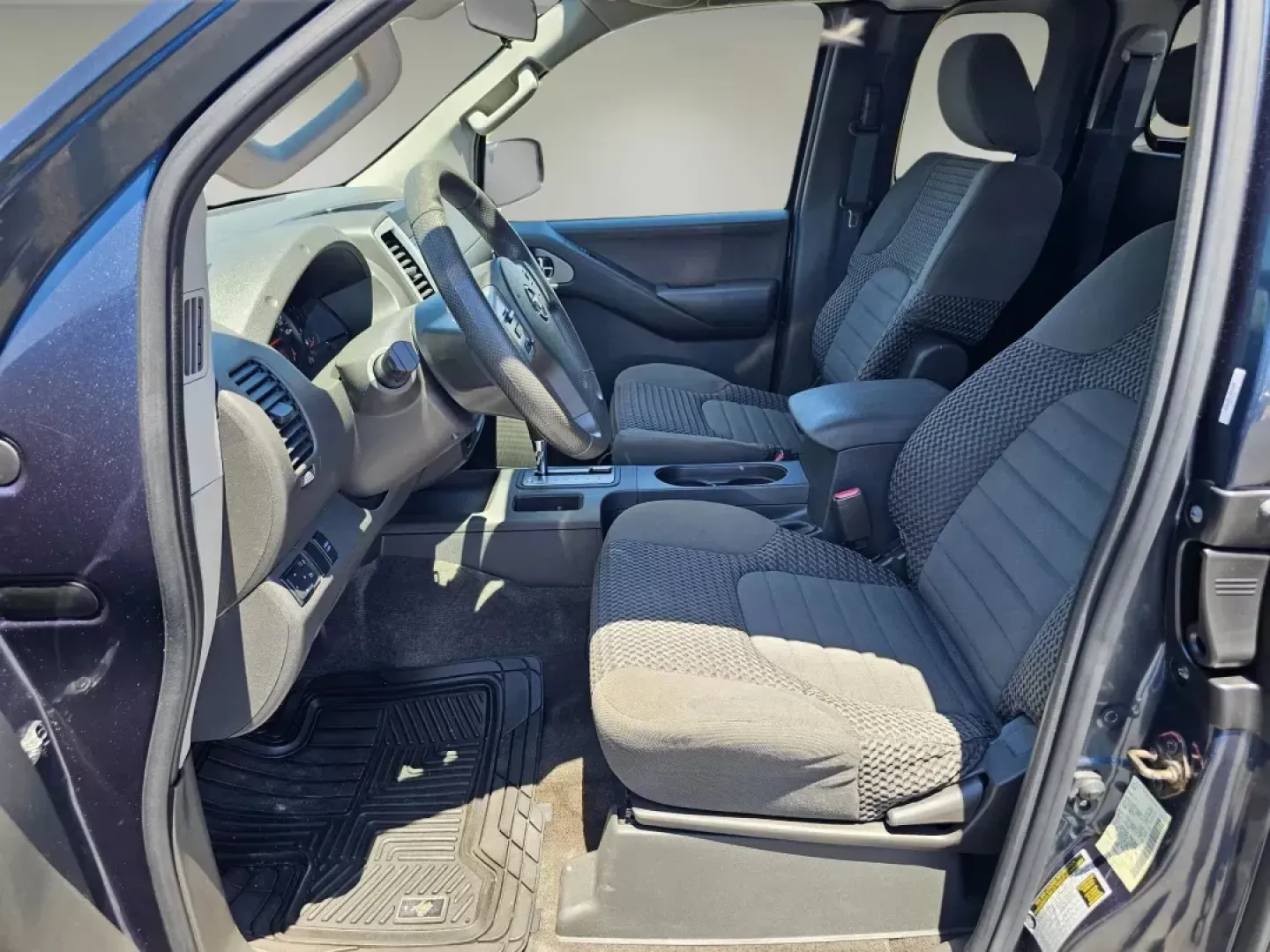 2014 /Graphite Nissan Frontier SV (1N6BD0CT8EN) with an Regular Unleaded I-4 2.5 L/146 engine, 5-Speed Automatic w/OD transmission, located at 521 Old Farm Lane Rd, Prattville, AL, 36066, (334) 325-1505, 32.482460, -86.416367 - **Discover Your Next Adventure with the 2014 Nissan Frontier SV at Gils Auto - Prattville!**<br /> <br /> Are you ready to elevate your weekend getaways or tackle your daily commute with style and reliability? Look no further than this impressive **2014 Nissan Frontier SV**! Perfect for budget-consc - Photo#10