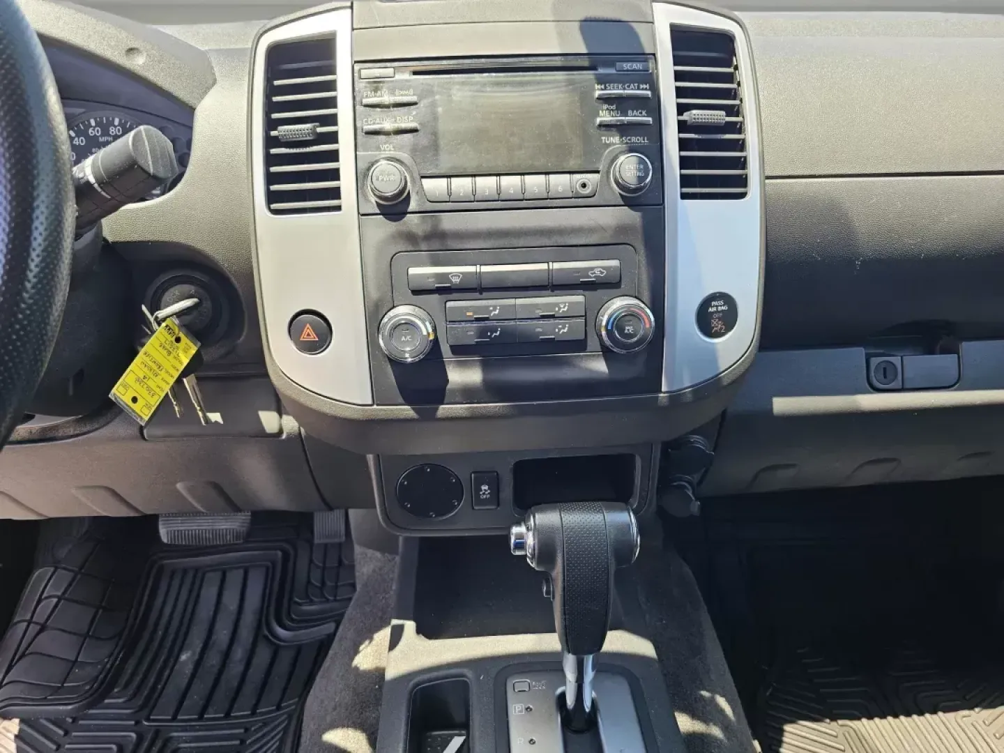 2014 /Graphite Nissan Frontier SV (1N6BD0CT8EN) with an Regular Unleaded I-4 2.5 L/146 engine, 5-Speed Automatic w/OD transmission, located at 521 Old Farm Lane Rd, Prattville, AL, 36066, (334) 325-1505, 32.482460, -86.416367 - **Discover Your Next Adventure with the 2014 Nissan Frontier SV at Gils Auto - Prattville!**<br /> <br /> Are you ready to elevate your weekend getaways or tackle your daily commute with style and reliability? Look no further than this impressive **2014 Nissan Frontier SV**! Perfect for budget-consc - Photo#13