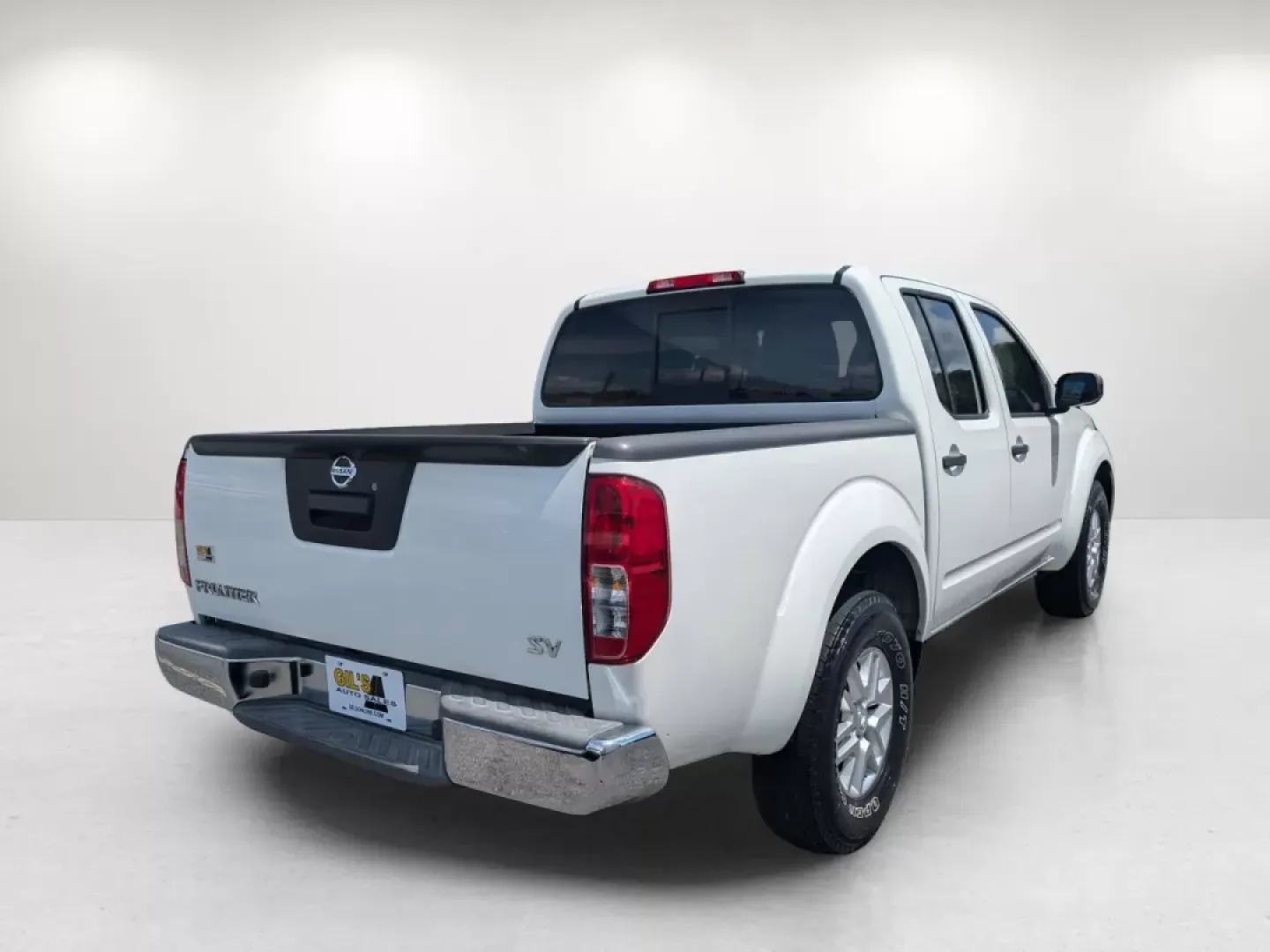2014 /Steel Nissan Frontier SV (1N6AD0ER9EN) with an Other engine, located at 804 22nd Ave, Phenix City, AL, 36870, (334) 297-1860, 32.484749, -85.024475 - **Experience Adventure and Reliability with This 2014 Nissan Frontier SV at Gils Auto in Phenix City, AL!**<br /> <br /> Looking for a dependable vehicle that fits your active lifestyle? Look no further than this **2014 Nissan Frontier SV**, perfect for those who need a reliable pickup for weekend a - Photo#3