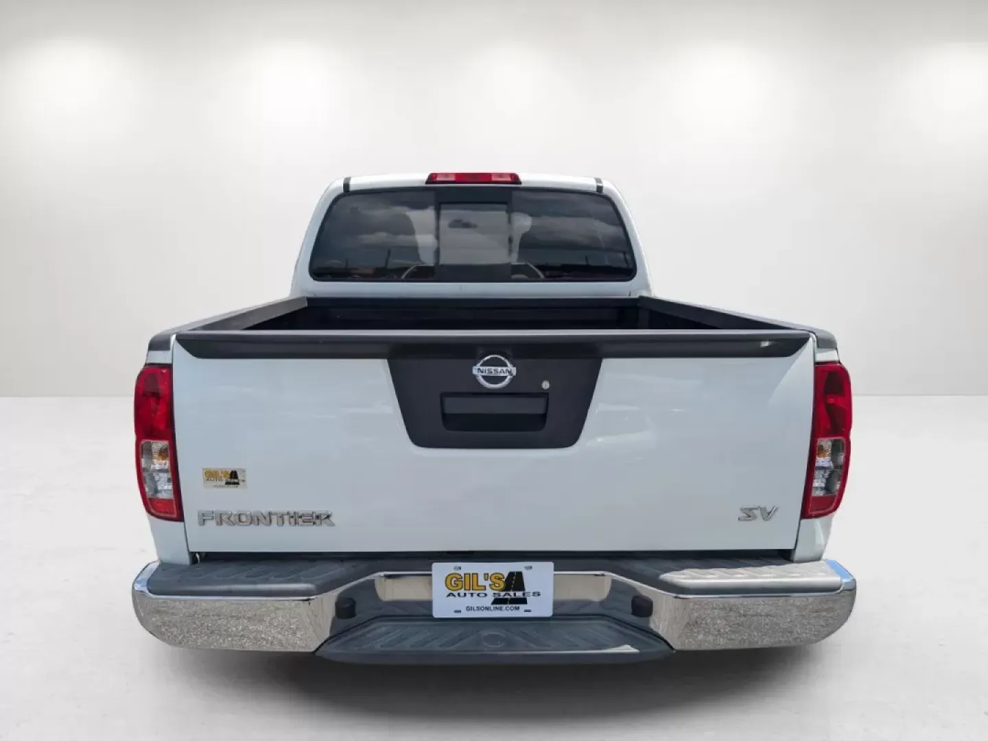 2014 /Steel Nissan Frontier SV (1N6AD0ER9EN) with an Other engine, located at 804 22nd Ave, Phenix City, AL, 36870, (334) 297-1860, 32.484749, -85.024475 - **Experience Adventure and Reliability with This 2014 Nissan Frontier SV at Gils Auto in Phenix City, AL!**<br /> <br /> Looking for a dependable vehicle that fits your active lifestyle? Look no further than this **2014 Nissan Frontier SV**, perfect for those who need a reliable pickup for weekend a - Photo#4