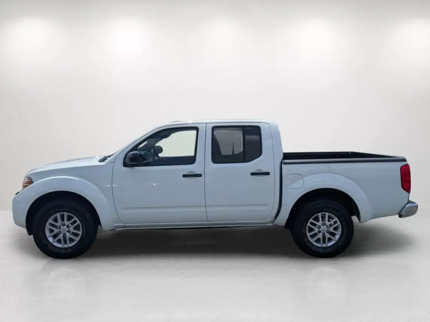 2014 /Steel Nissan Frontier SV (1N6AD0ER9EN) with an Other engine, located at 804 22nd Ave, Phenix City, AL, 36870, (334) 297-1860, 32.484749, -85.024475 - **Experience Adventure and Reliability with This 2014 Nissan Frontier SV at Gils Auto in Phenix City, AL!**<br /> <br /> Looking for a dependable vehicle that fits your active lifestyle? Look no further than this **2014 Nissan Frontier SV**, perfect for those who need a reliable pickup for weekend a - Photo#6