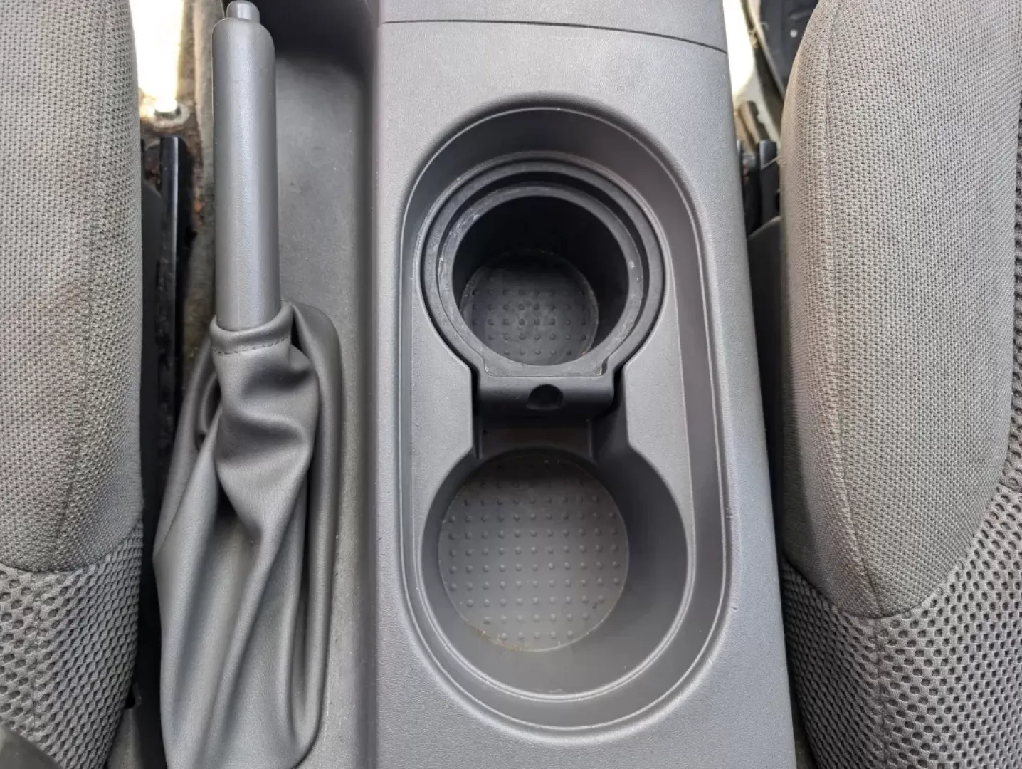 2014 /Steel Nissan Frontier SV (1N6AD0ER9EN) with an Other engine, located at 804 22nd Ave, Phenix City, AL, 36870, (334) 297-1860, 32.484749, -85.024475 - **Experience Adventure and Reliability with This 2014 Nissan Frontier SV at Gils Auto in Phenix City, AL!**<br /> <br /> Looking for a dependable vehicle that fits your active lifestyle? Look no further than this **2014 Nissan Frontier SV**, perfect for those who need a reliable pickup for weekend a - Photo#11