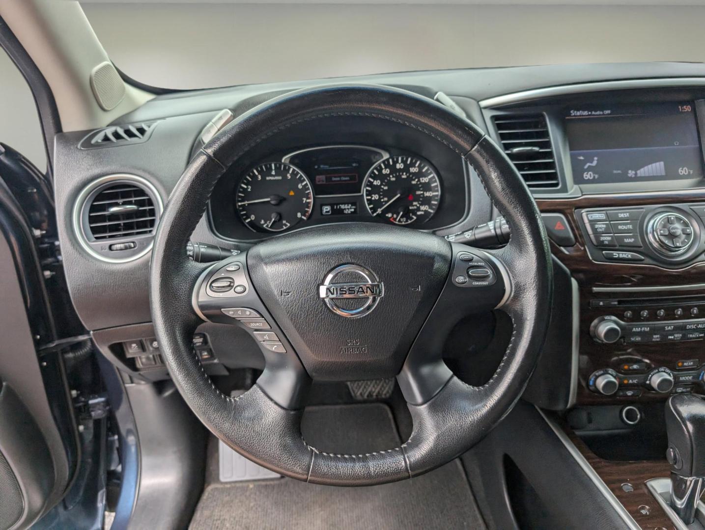 2014 /Charcoal Nissan Pathfinder Platinum (5N1AR2MN7EC) with an Regular Unleaded V-6 3.5 L/213 engine, 1-Speed CVT w/OD transmission, located at 3959 U.S. 80 W, Phenix City, AL, 36870, (334) 297-4885, 32.469296, -85.135185 - 2014 Nissan Pathfinder Platinum - Photo#16