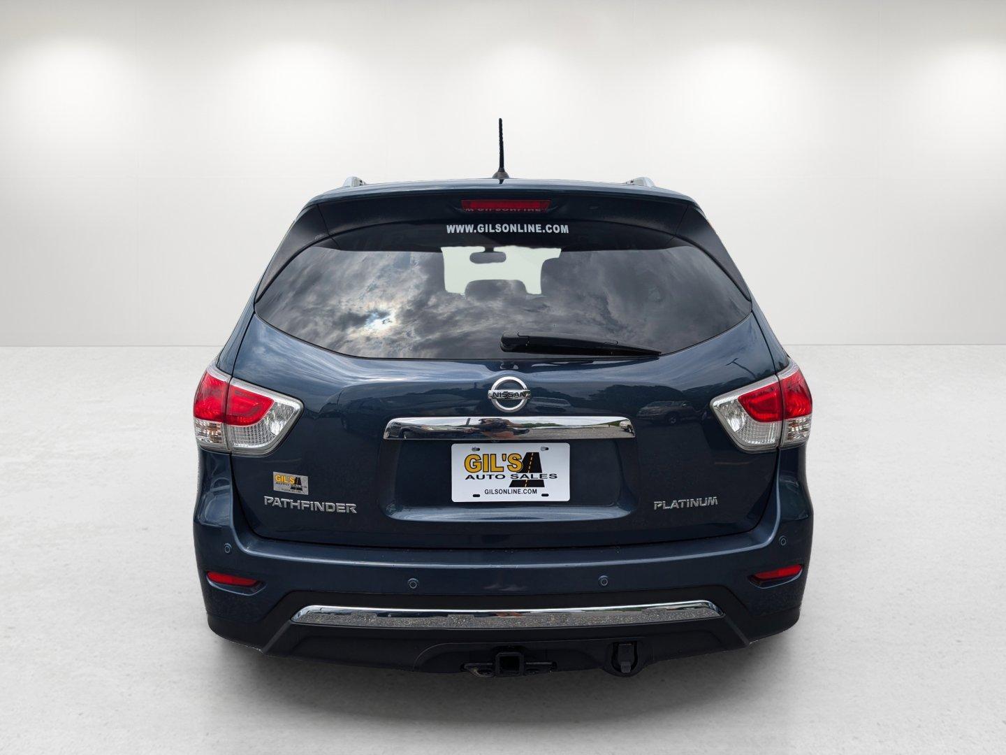 2014 /Charcoal Nissan Pathfinder Platinum (5N1AR2MN7EC) with an Regular Unleaded V-6 3.5 L/213 engine, 1-Speed CVT w/OD transmission, located at 3959 U.S. 80 W, Phenix City, AL, 36870, (334) 297-4885, 32.469296, -85.135185 - 2014 Nissan Pathfinder Platinum - Photo#5