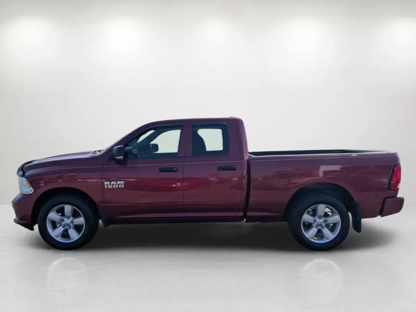 2014 /Diesel Gray/Black Ram 1500 Tradesman (1C6RR6FG1ES) with an Other engine, located at 5115 14th Ave., Columbus, GA, 31904, (706) 323-0345, 32.511494, -84.971046 - **Explore New Horizons with the 2014 Ram 1500 Tradesman at Gils Auto - Your Buy Here Pay Here Destination in Phenix City!**<br /> <br /> Are you ready to elevate your daily driving experience? Imagine tackling your morning commute and weekend getaways with confidence in a rugged pickup that combines - Photo#6