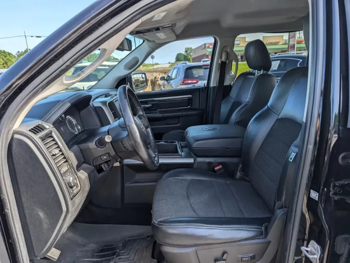 2014 /Black Ram 1500 Sport (1C6RR6MTXES) with an Regular Unleaded V-8 5.7 L/345 engine, 8-Speed Automatic w/OD transmission, located at 3959 U.S. 80 W, Phenix City, AL, 36870, (334) 297-4885, 32.469296, -85.135185 - 2014 Ram 1500 Sport - Photo#9
