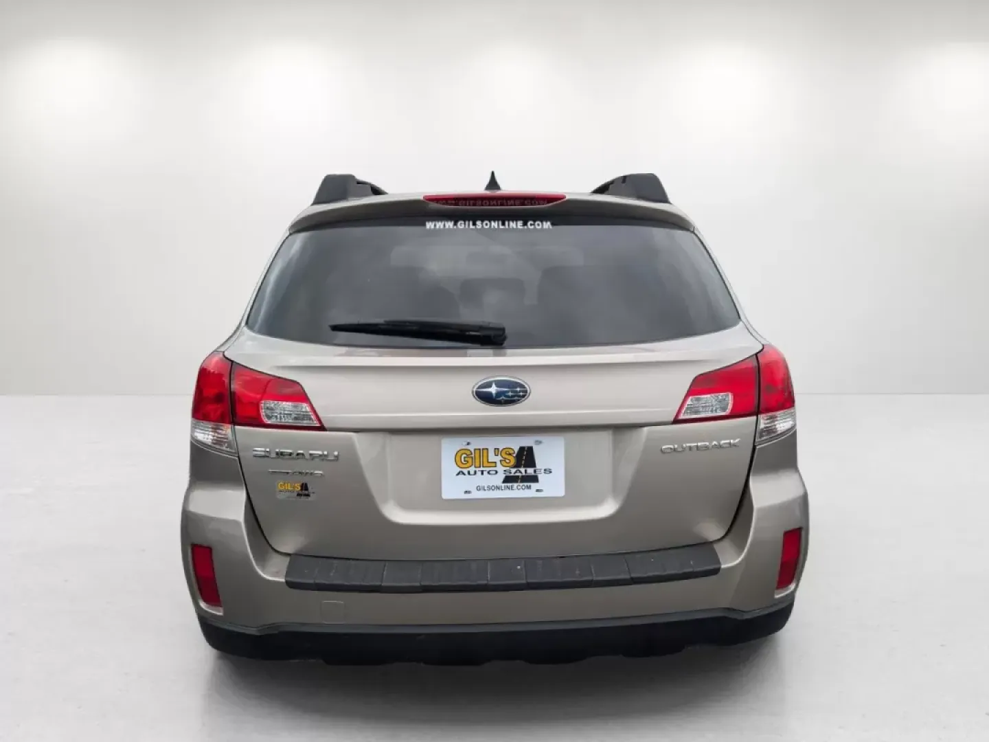 2014 /Ivory Subaru Outback 2.5i Premium (4S4BRCCC4E3) with an Other engine, located at 804 22nd Ave, Phenix City, AL, 36870, (334) 297-1860, 32.484749, -85.024475 - **Embark on Your Next Adventure with the 2014 Subaru Outback 2.5i Premium at Gils Auto!**<br /> <br /> If you're searching for a reliable, versatile vehicle that's perfect for family outings, daily commuting, or weekend adventures, look no further than this stunning 2014 Subaru Outback 2.5i Premium. - Photo#5