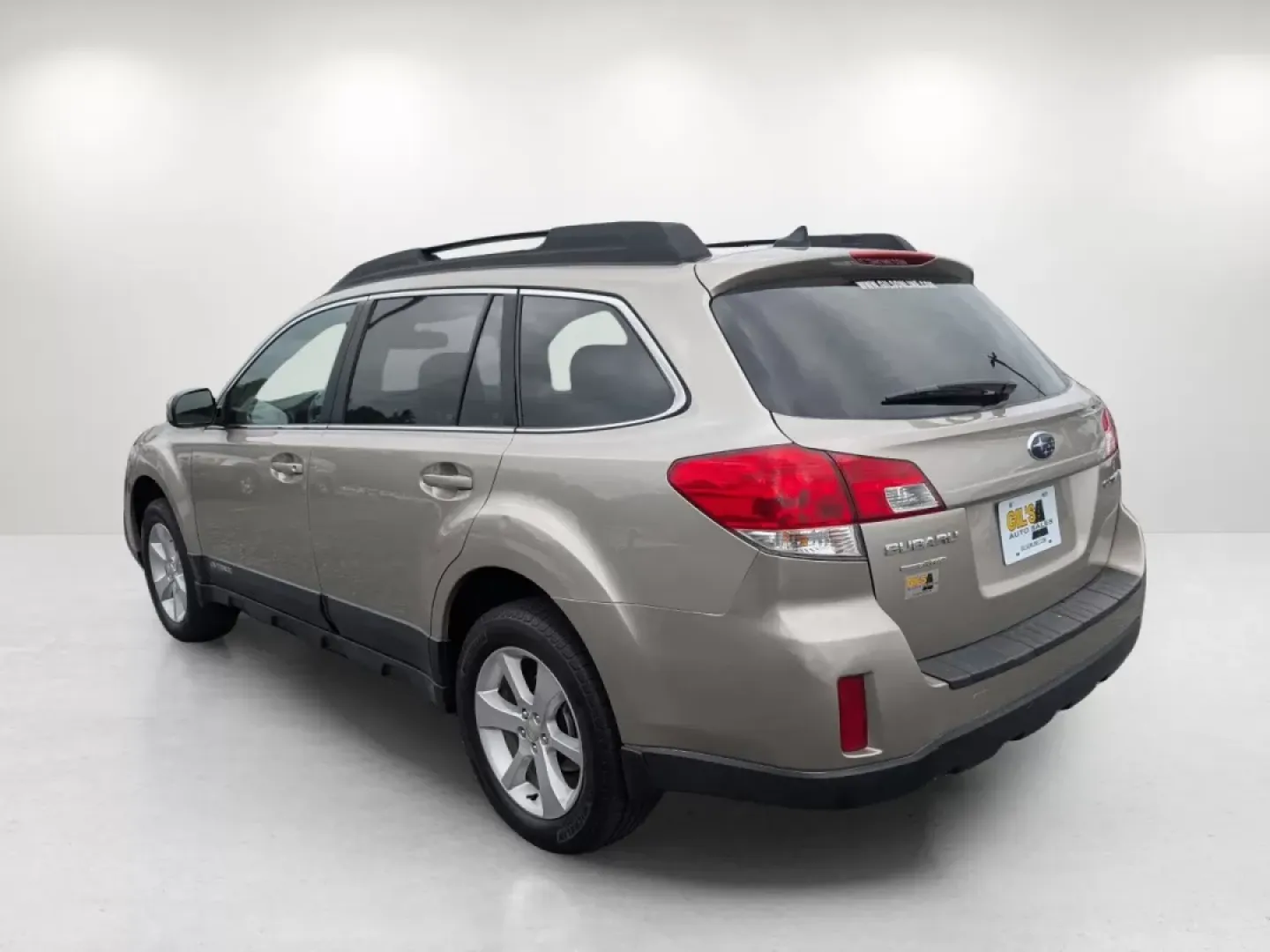2014 /Ivory Subaru Outback 2.5i Premium (4S4BRCCC4E3) with an Other engine, located at 804 22nd Ave, Phenix City, AL, 36870, (334) 297-1860, 32.484749, -85.024475 - **Embark on Your Next Adventure with the 2014 Subaru Outback 2.5i Premium at Gils Auto!**<br /> <br /> If you're searching for a reliable, versatile vehicle that's perfect for family outings, daily commuting, or weekend adventures, look no further than this stunning 2014 Subaru Outback 2.5i Premium. - Photo#6