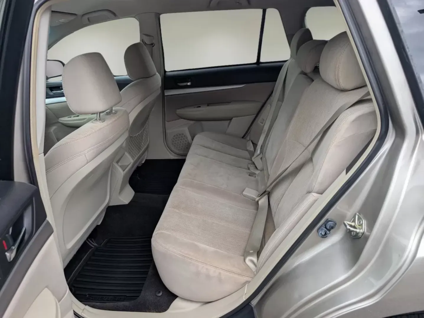 2014 /Ivory Subaru Outback 2.5i Premium (4S4BRCCC4E3) with an Other engine, located at 5115 14th Ave., Columbus, GA, 31904, (706) 323-0345, 32.511494, -84.971046 - **Embark on Your Next Adventure with the 2014 Subaru Outback 2.5i Premium at Gils Auto!**<br /> <br /> If you're searching for a reliable, versatile vehicle that's perfect for family outings, daily commuting, or weekend adventures, look no further than this stunning 2014 Subaru Outback 2.5i Premium. - Photo#10