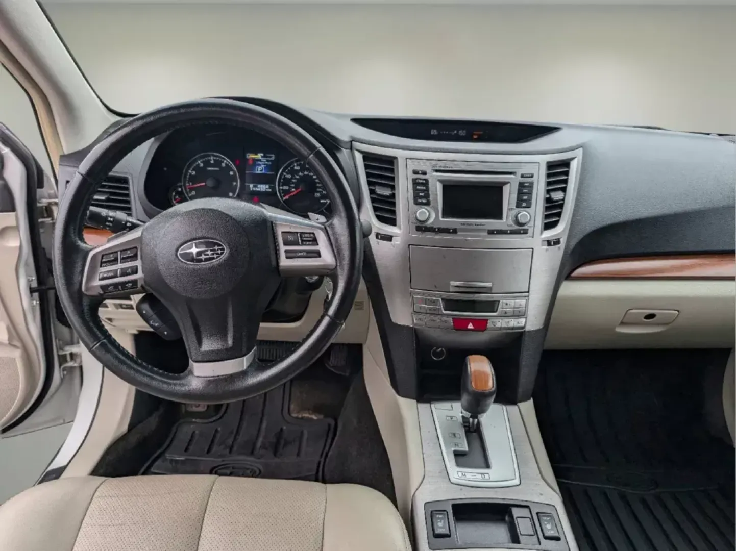2014 /Warm Ivory Subaru Outback 2.5i Limited (4S4BRCLC8E3) with an Regular Unleaded H-4 2.5 L/152 engine, 6-Speed CVT w/OD transmission, located at 1430 Gateway Drive, Opelika, AL, 36801, (334) 239-0944, 32.637871, -85.409790 - **Adventure Awaits with the 2014 Subaru Outback 2.5i Limited - Your Ideal Companion for Family Road Trips!**<br /> <br /> Are you a family seeking the perfect vehicle for those unforgettable road trips? Look no further than the 2014 Subaru Outback 2.5i Limited, available now at Gils Auto in Opelika, - Photo#11