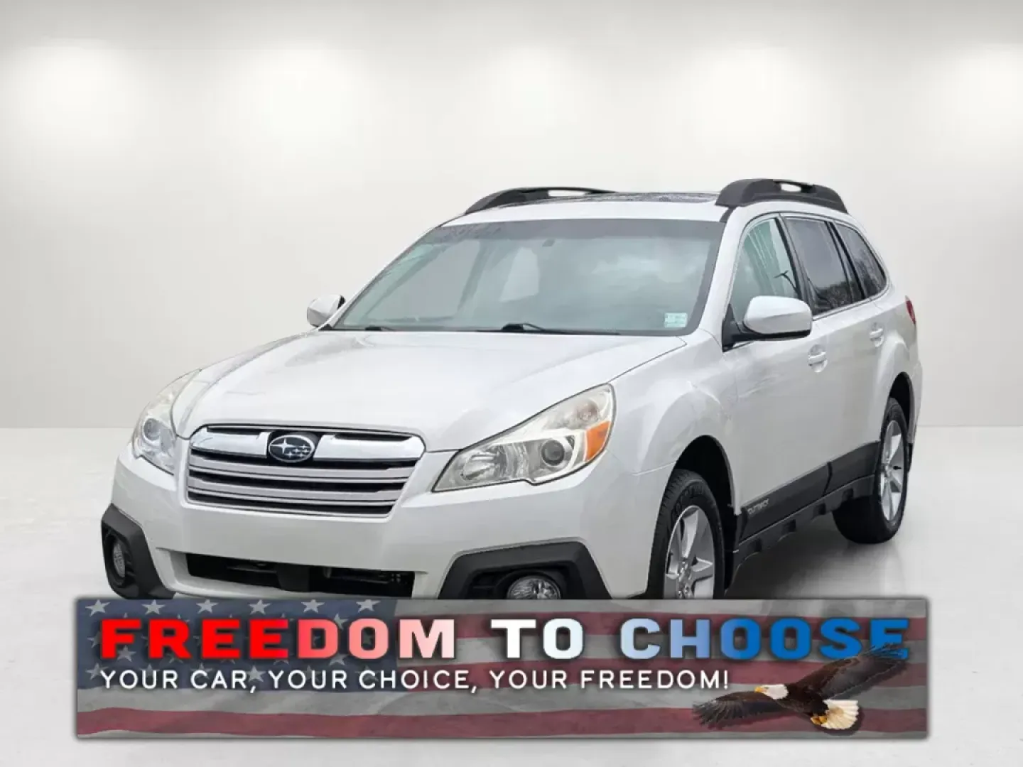 2014 /Warm Ivory Subaru Outback 2.5i Limited (4S4BRCLC8E3) with an Regular Unleaded H-4 2.5 L/152 engine, 6-Speed CVT w/OD transmission, located at 1430 Gateway Drive, Opelika, AL, 36801, (334) 239-0944, 32.637871, -85.409790 - **Adventure Awaits with the 2014 Subaru Outback 2.5i Limited - Your Ideal Companion for Family Road Trips!**<br /> <br /> Are you a family seeking the perfect vehicle for those unforgettable road trips? Look no further than the 2014 Subaru Outback 2.5i Limited, available now at Gils Auto in Opelika, - Photo#0