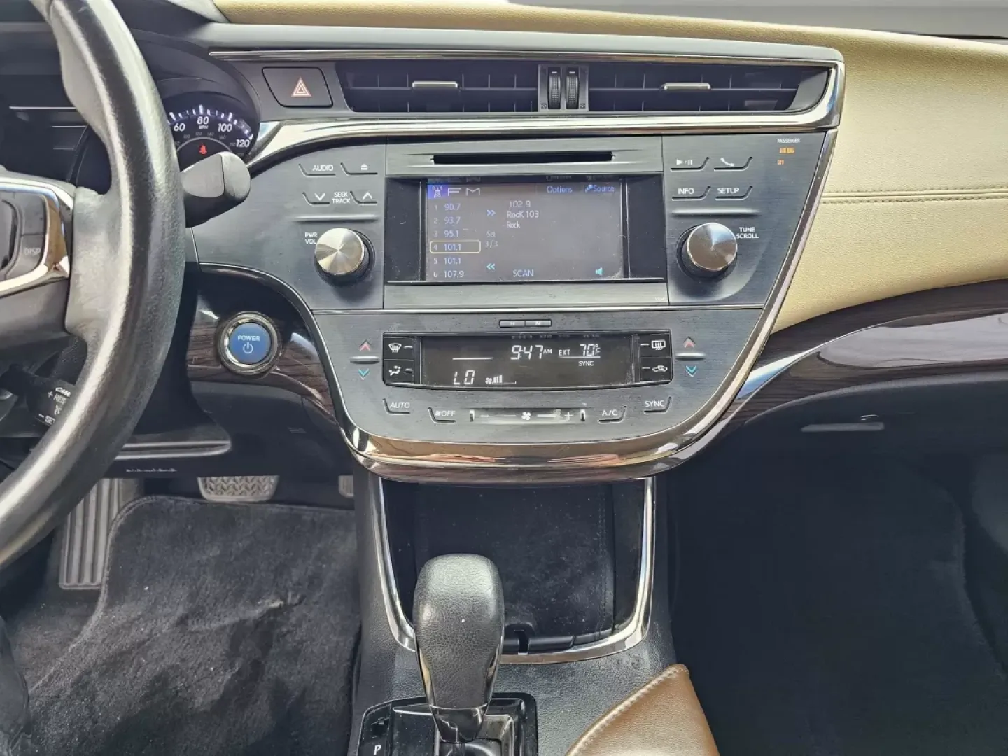 2014 Toyota Avalon Hybrid XLE Premium (4T1BD1EB0EU) with an Other engine, located at 521 Old Farm Lane Rd, Prattville, AL, 36066, (334) 325-1505, 32.482460, -86.416367 - Experience the perfect blend of luxury and efficiency with the 2014 Toyota Avalon Hybrid, available now at Gils Auto in Phenix City, AL! This stunning sedan isn't just a ride; it's an experience designed for ultimate comfort and convenience, making it an ideal choice for both daily commutes and week - Photo#11