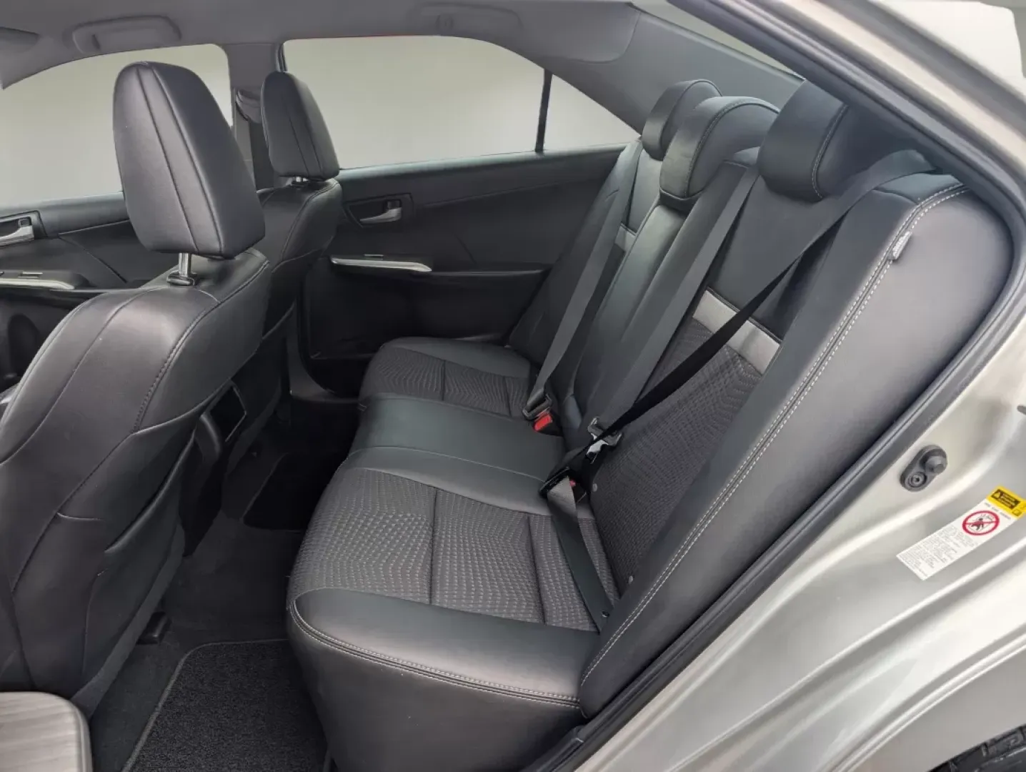 2014 Toyota Camry SE (4T1BF1FK6EU) with an Other engine, located at 5115 14th Ave., Columbus, GA, 31904, (706) 323-0345, 32.511494, -84.971046 - Are you seeking a dependable vehicle that fits seamlessly into your busy lifestyle? Look no further than this **2014 Toyota Camry** available now at **Gils Auto**, a trusted buy here pay here dealership located at **3959 U.S. 80 W, Phenix City, AL 36870**. With its spacious interior and reliable per - Photo#10